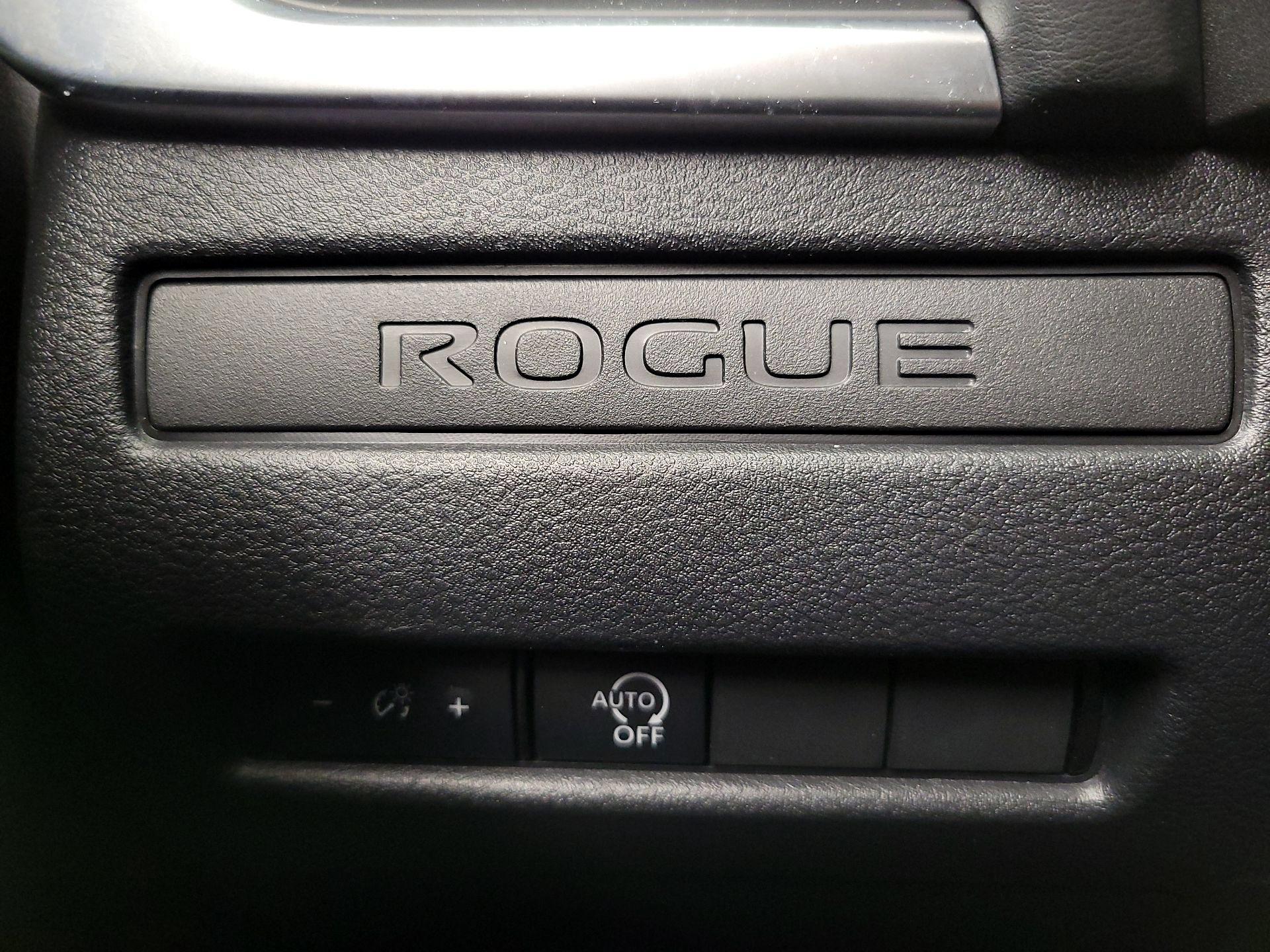 Thumbnail: 2023 Nissan Rogue - 13