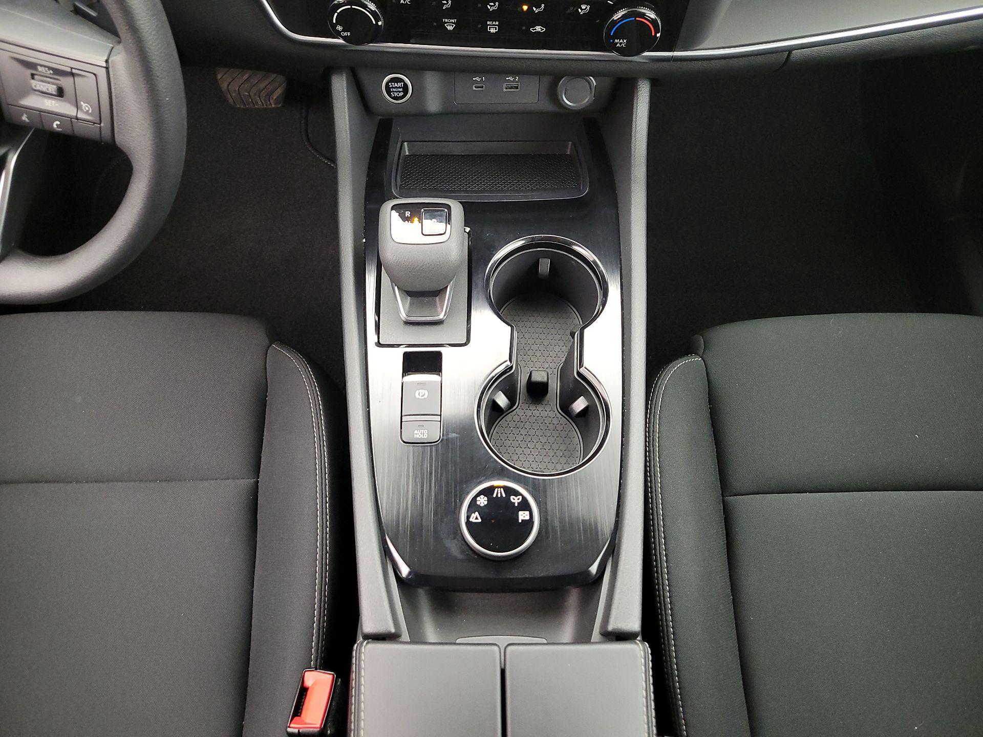 Thumbnail: 2023 Nissan Rogue - 17