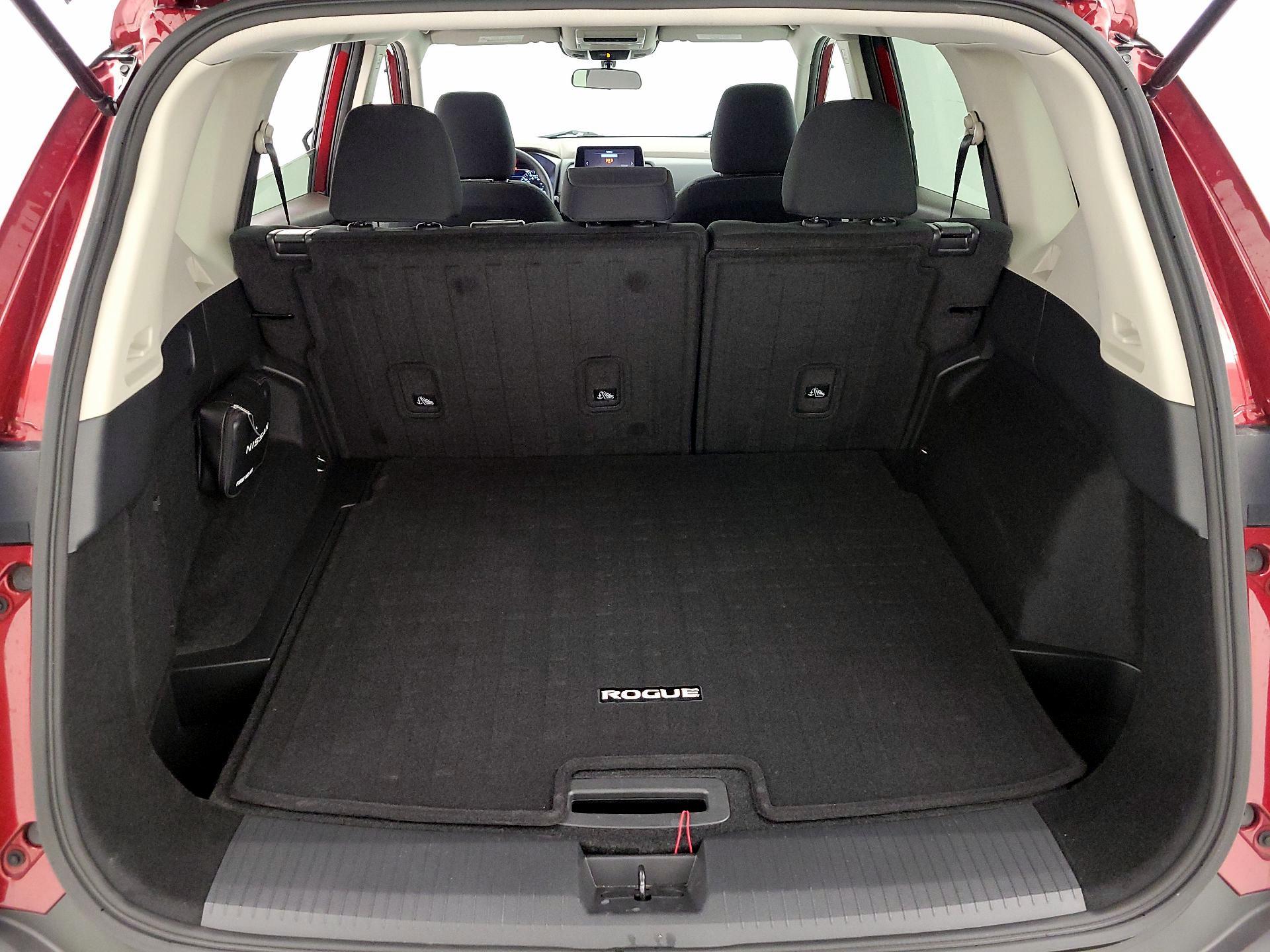 Thumbnail: 2023 Nissan Rogue - 20