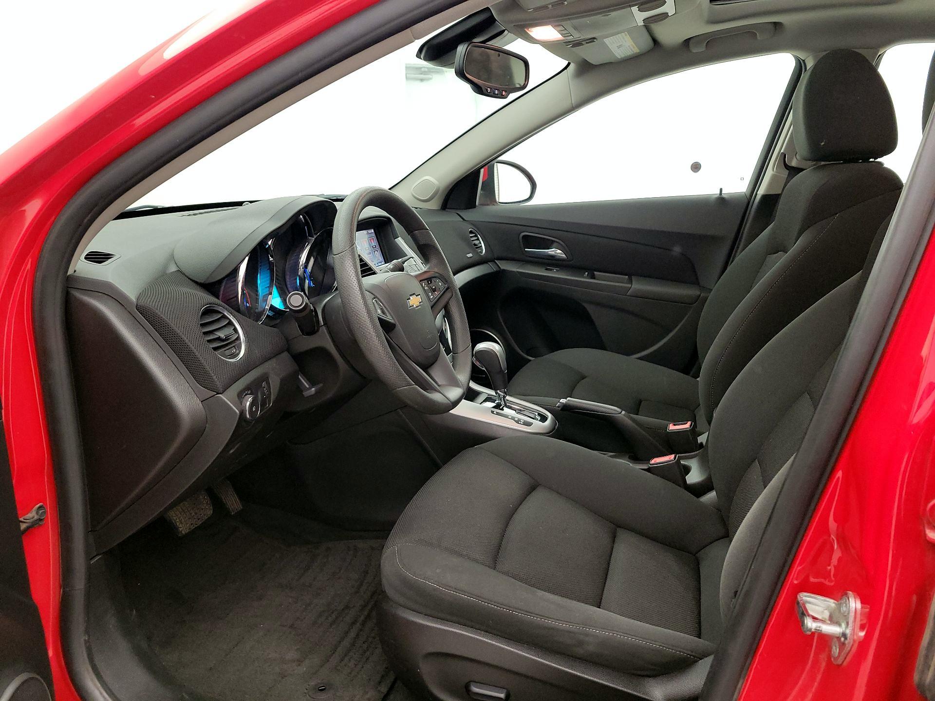 Thumbnail: 2016 Chevrolet Cruze - 11