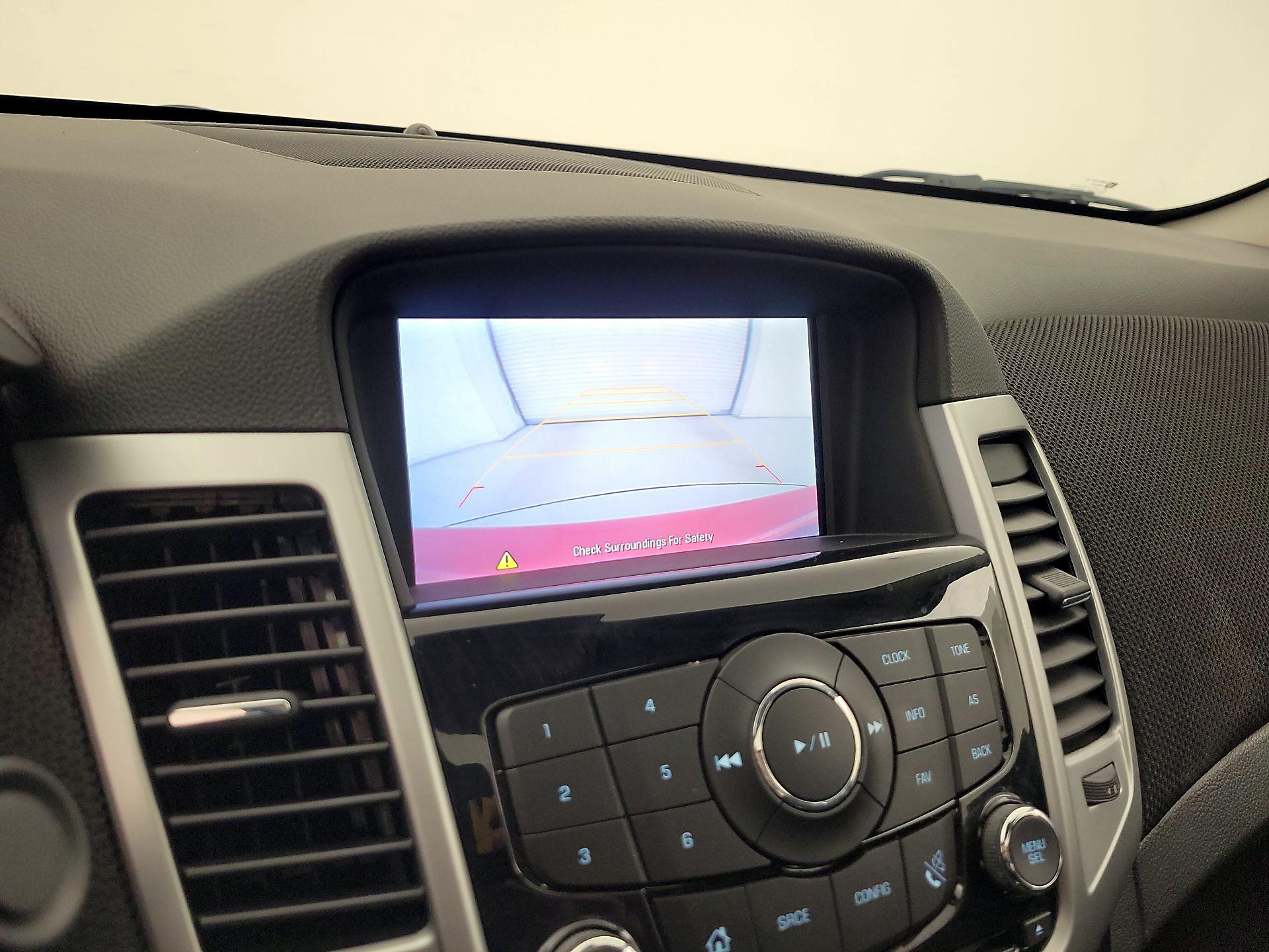 Thumbnail: 2016 Chevrolet Cruze - 14