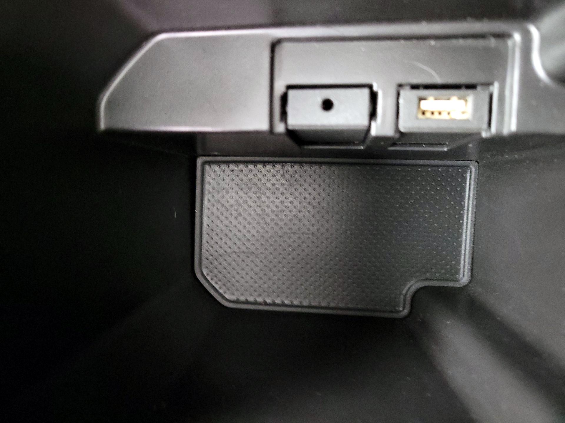 Thumbnail: 2016 Chevrolet Cruze - 18