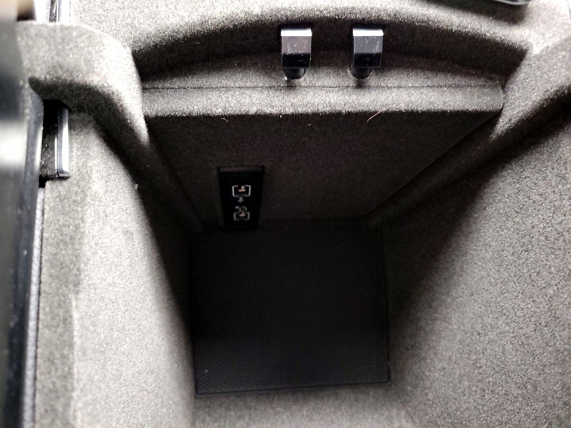 Thumbnail: 2019 Mercedes-Benz GLE - 19