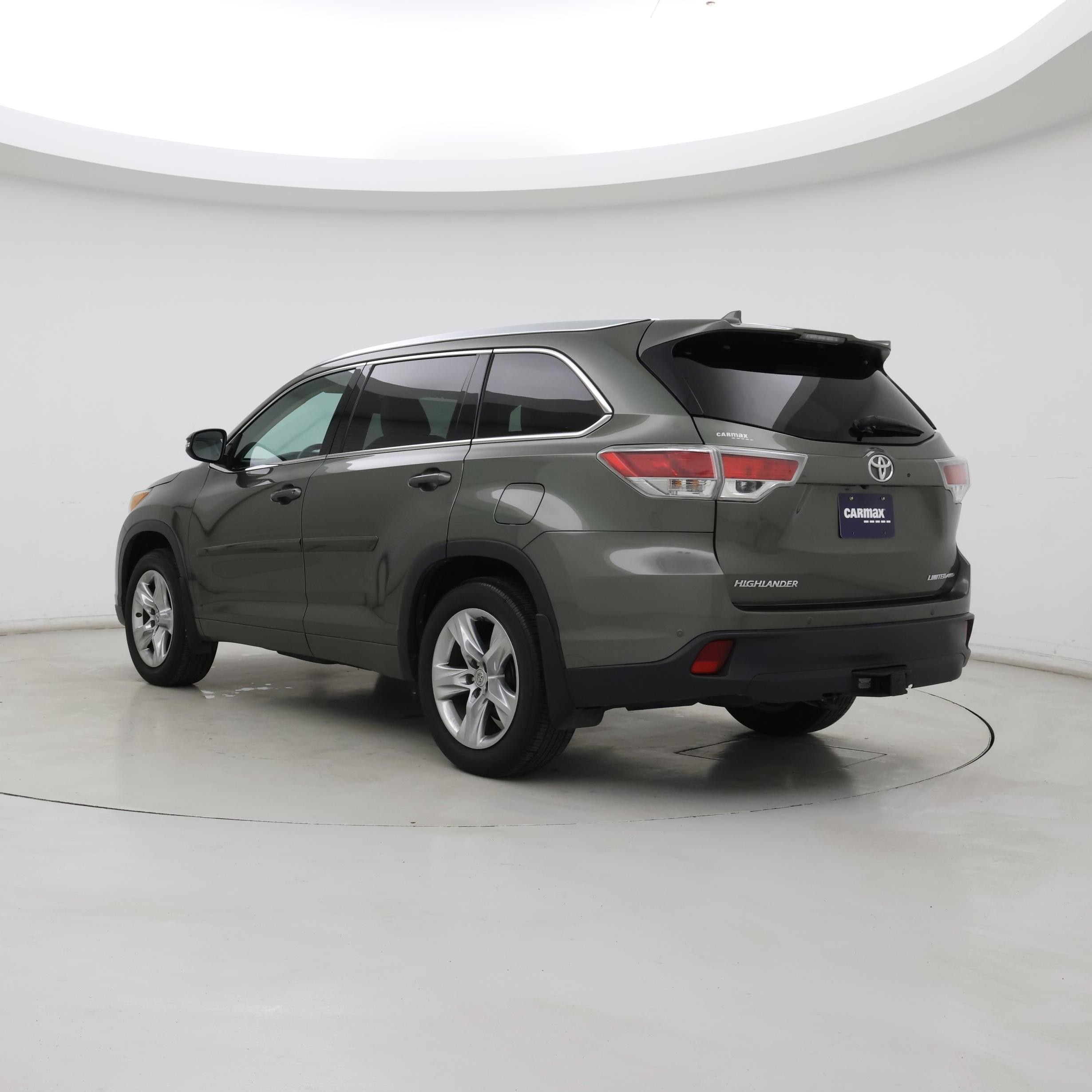 Thumbnail: 2015 Toyota Highlander - 2