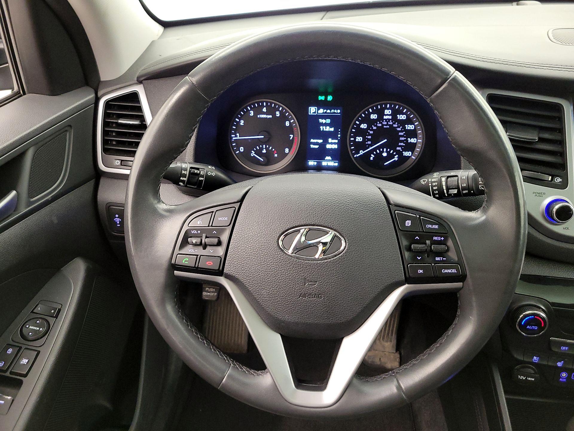 Thumbnail: 2016 Hyundai Tucson - 10