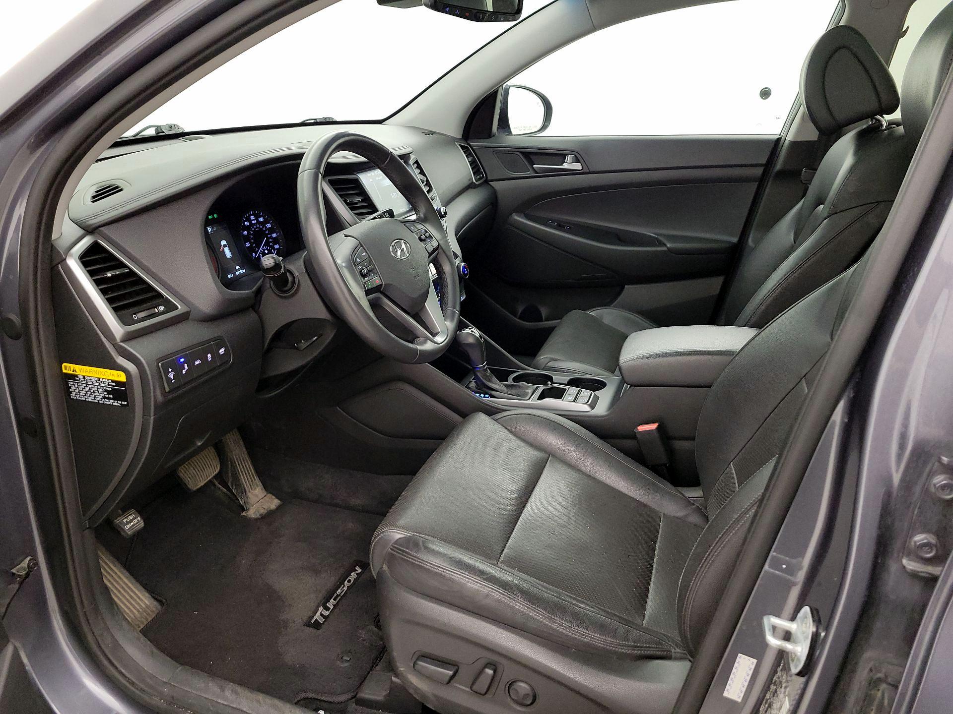 Thumbnail: 2016 Hyundai Tucson - 11