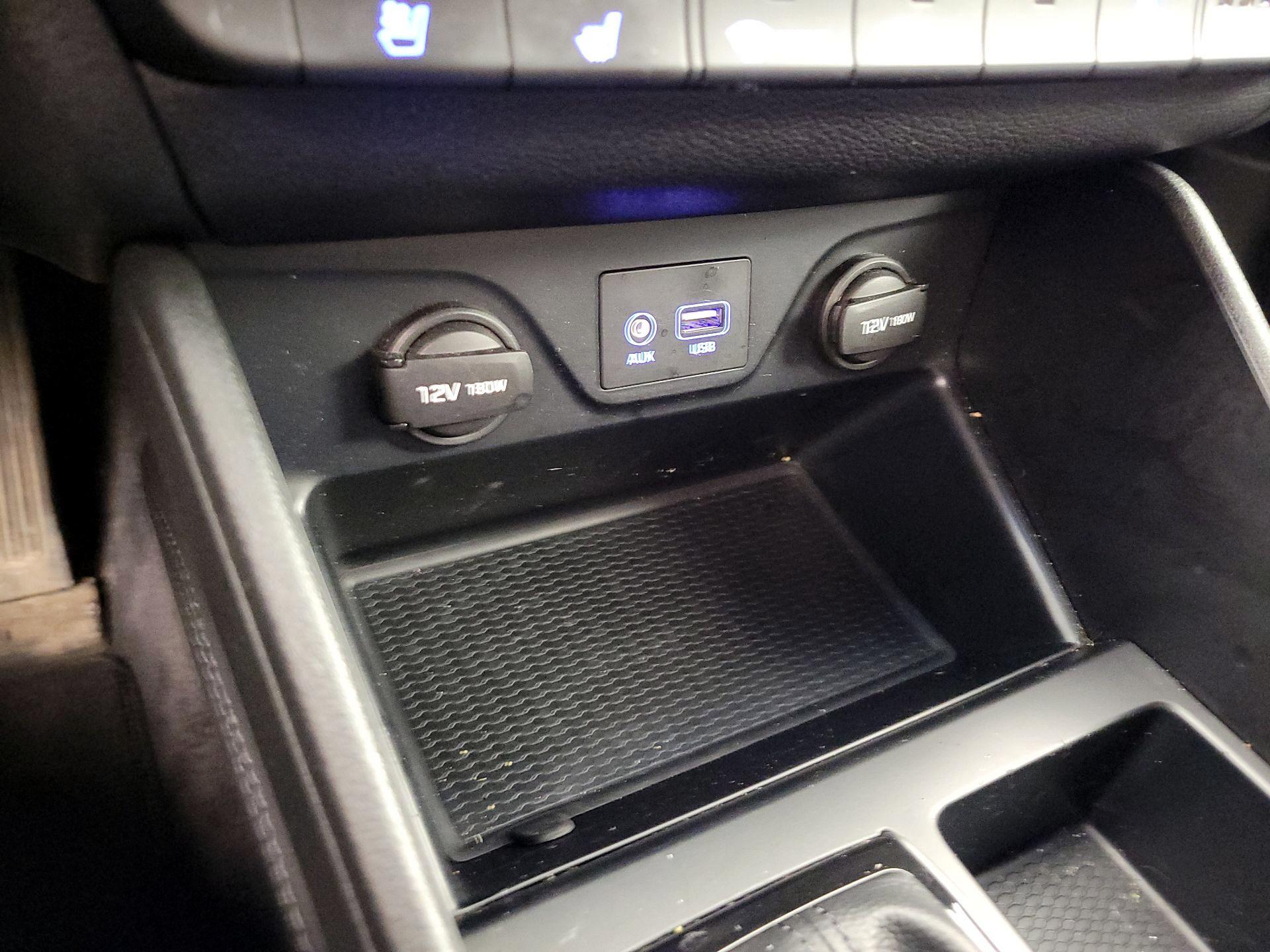 Thumbnail: 2016 Hyundai Tucson - 19