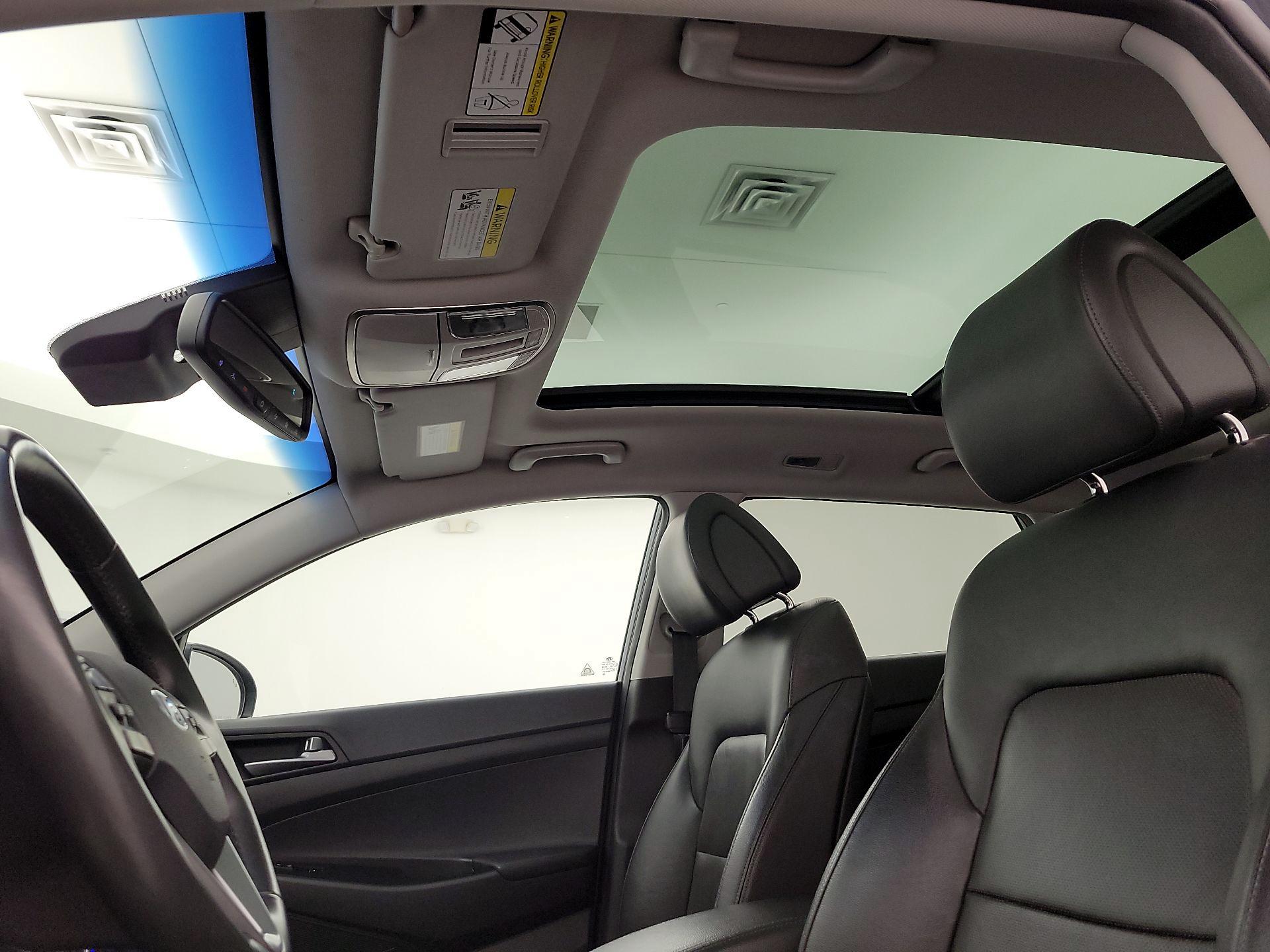 Thumbnail: 2016 Hyundai Tucson - 20