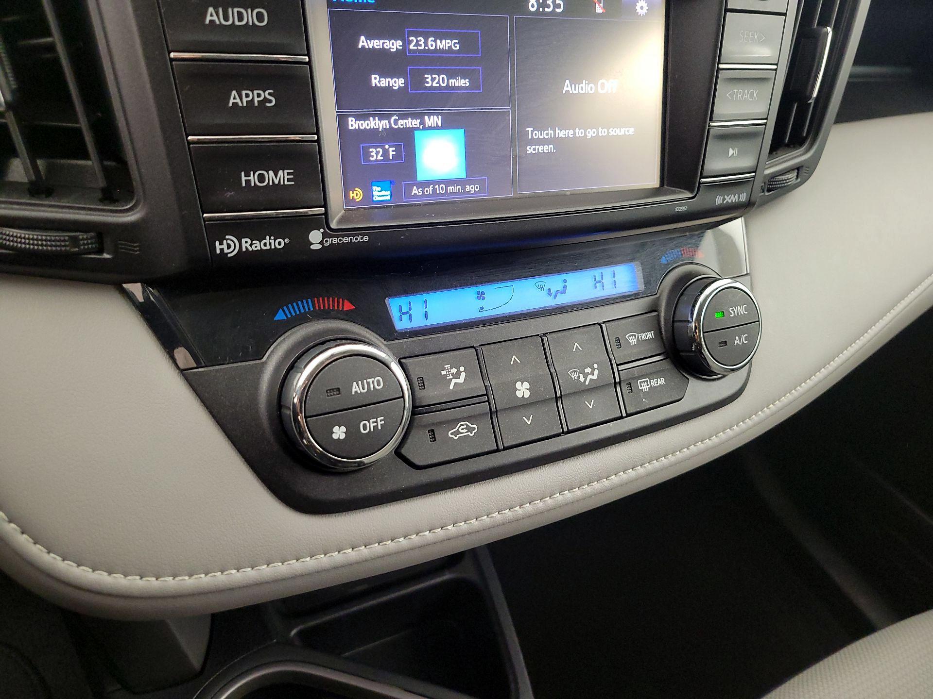 Thumbnail: 2016 Toyota RAV4 - 16