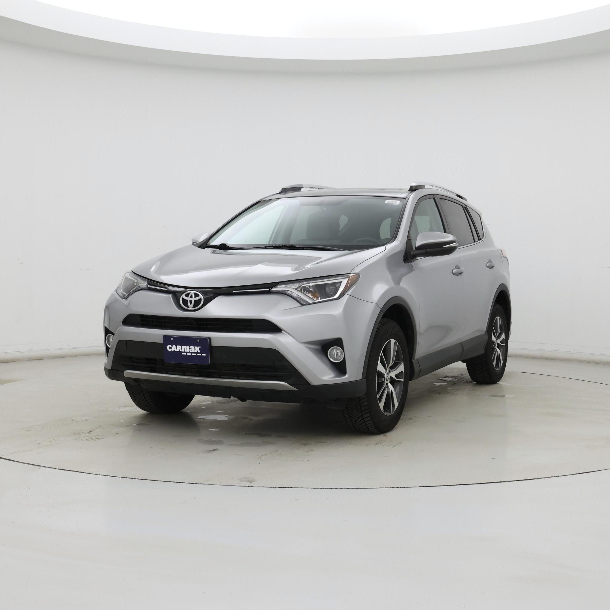 Thumbnail: 2016 Toyota RAV4 - 4