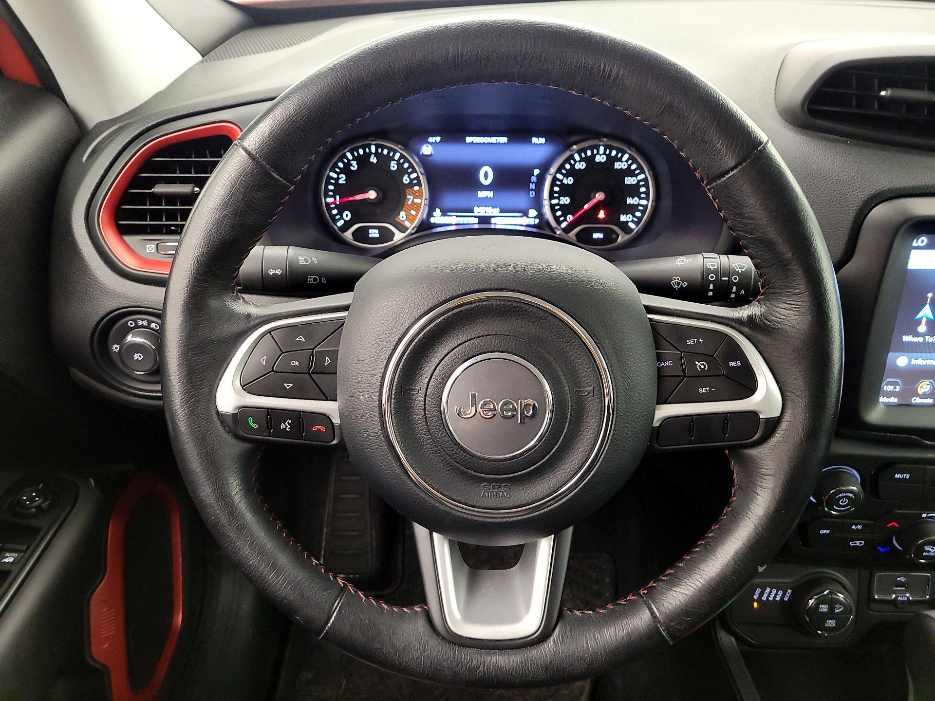 Thumbnail: 2021 Jeep Renegade - 10