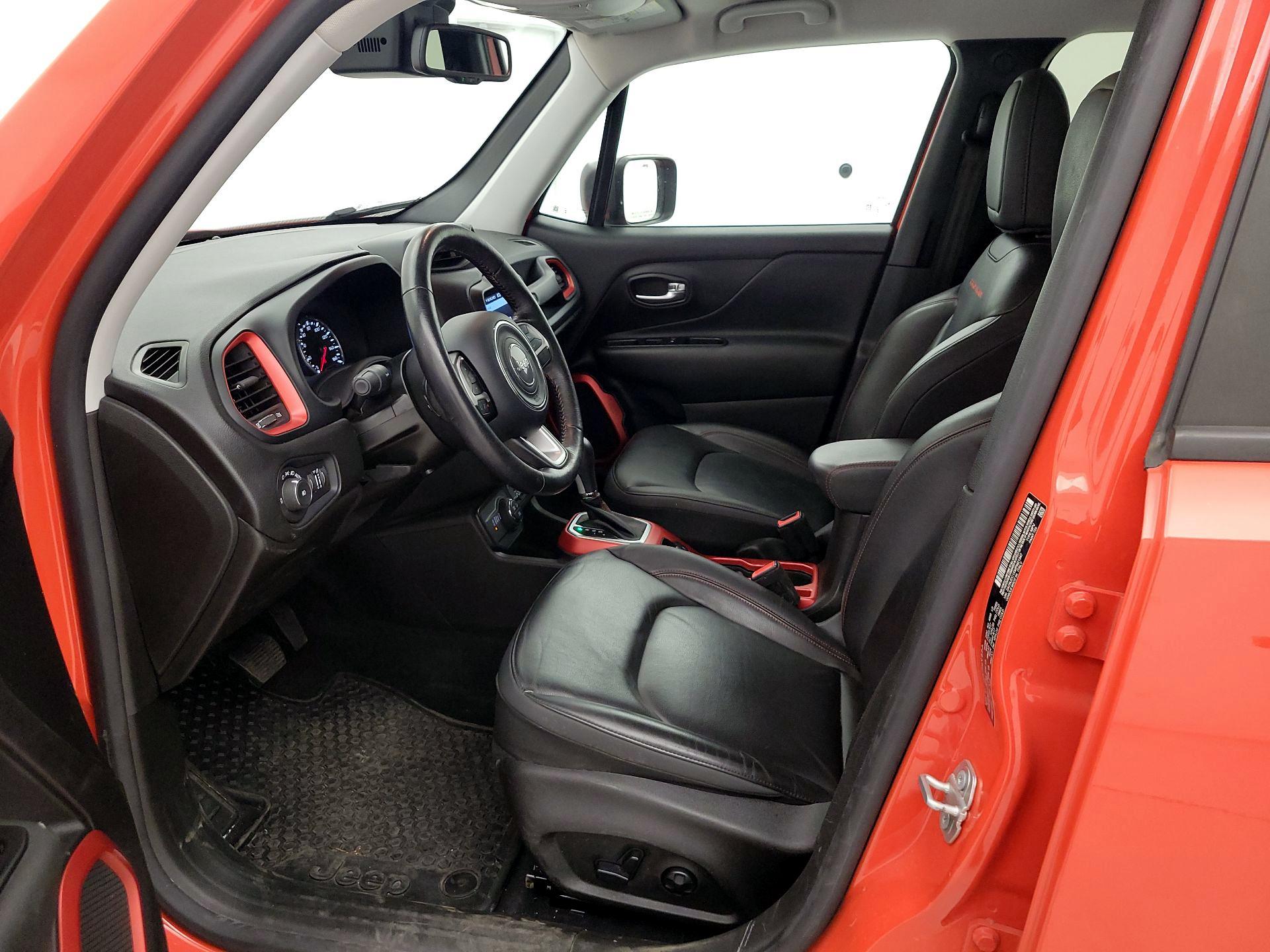 Thumbnail: 2021 Jeep Renegade - 11