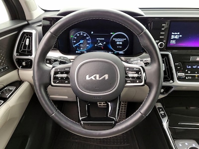 Steering Wheel & Instrument Cluster (On)