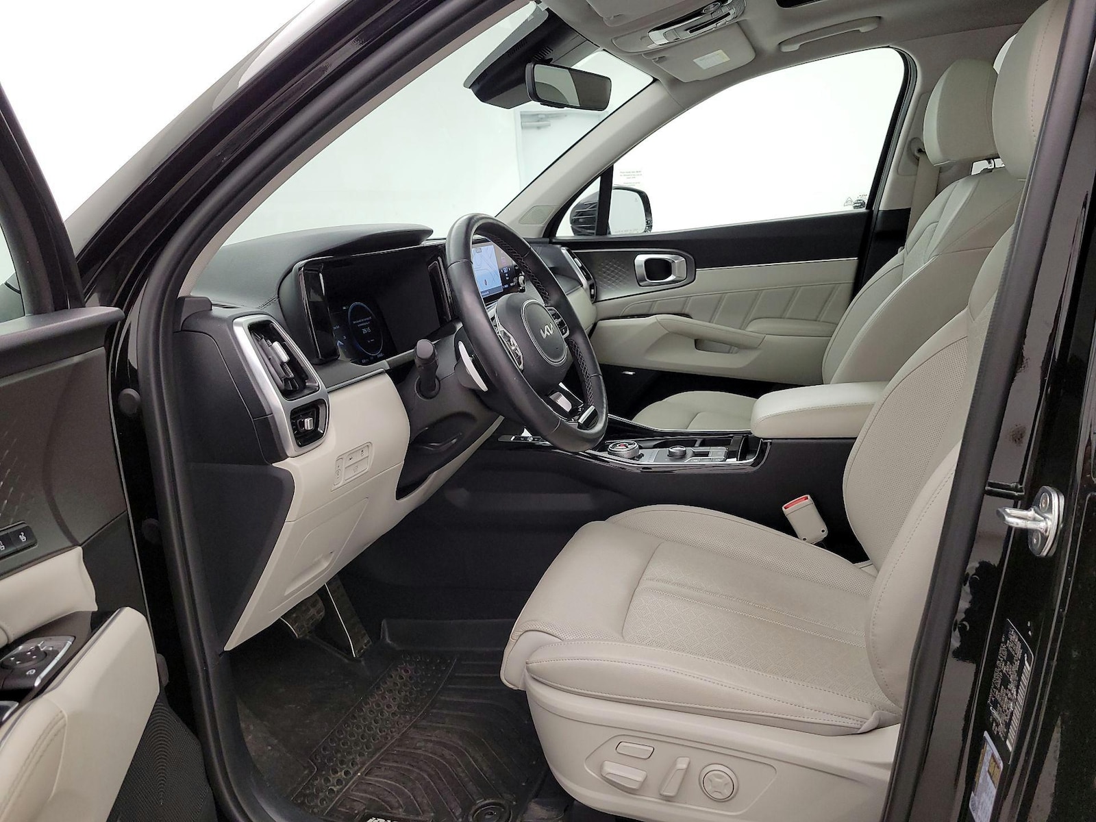 2023 Kia Sorento SX Prestige Hybrid - Photo 12