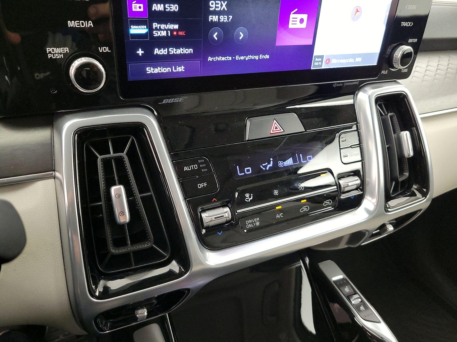 2023 Kia Sorento SX Prestige Hybrid - Photo 18