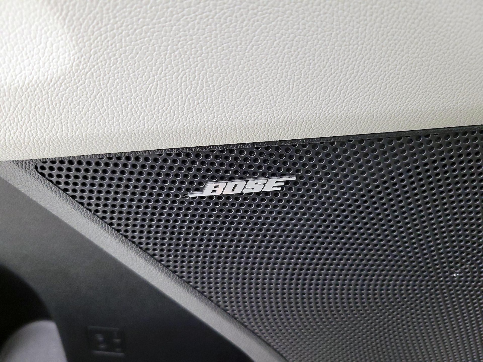 2023 Kia Sorento SX Prestige Hybrid - Photo 28