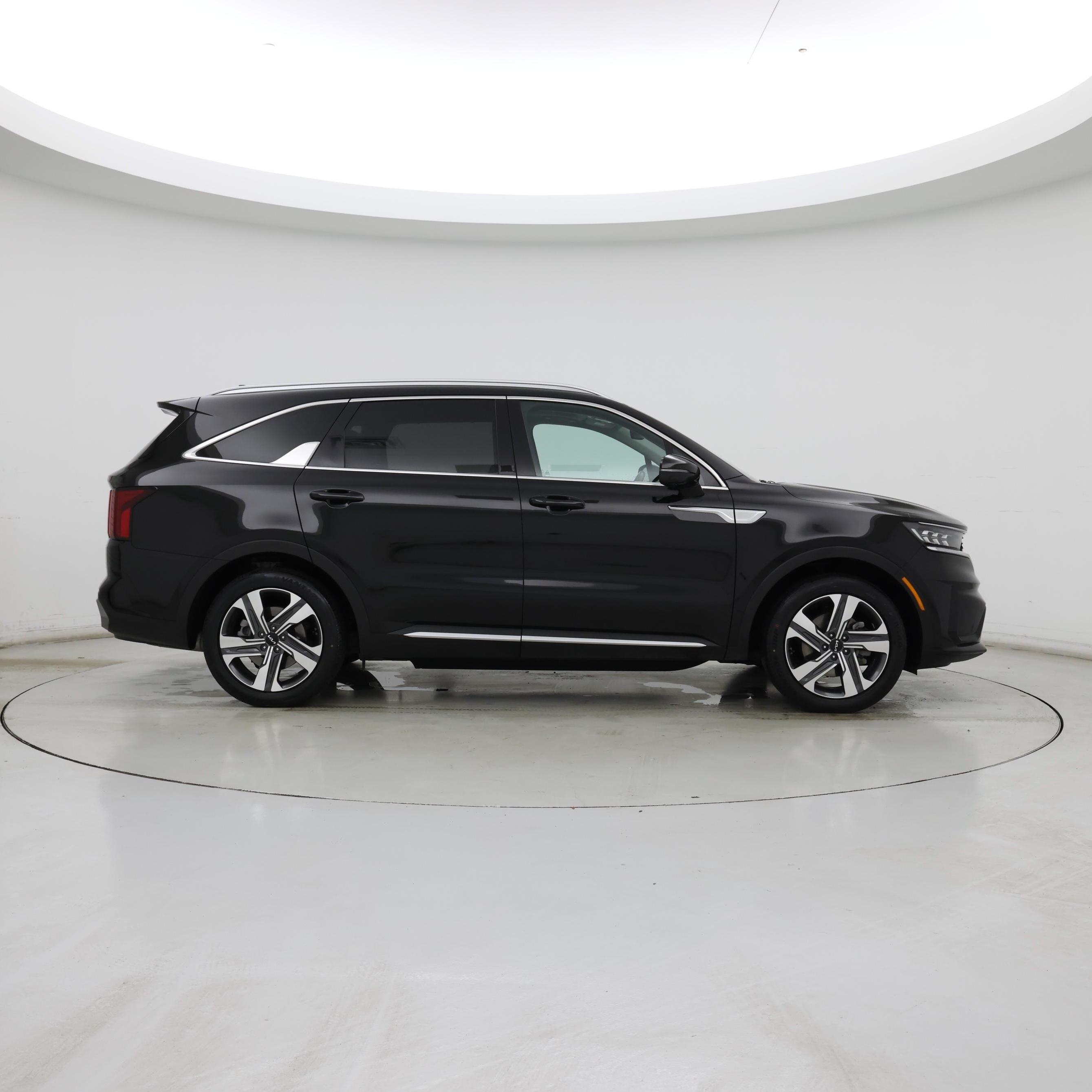 Thumbnail: 2023 Kia Sorento - 7