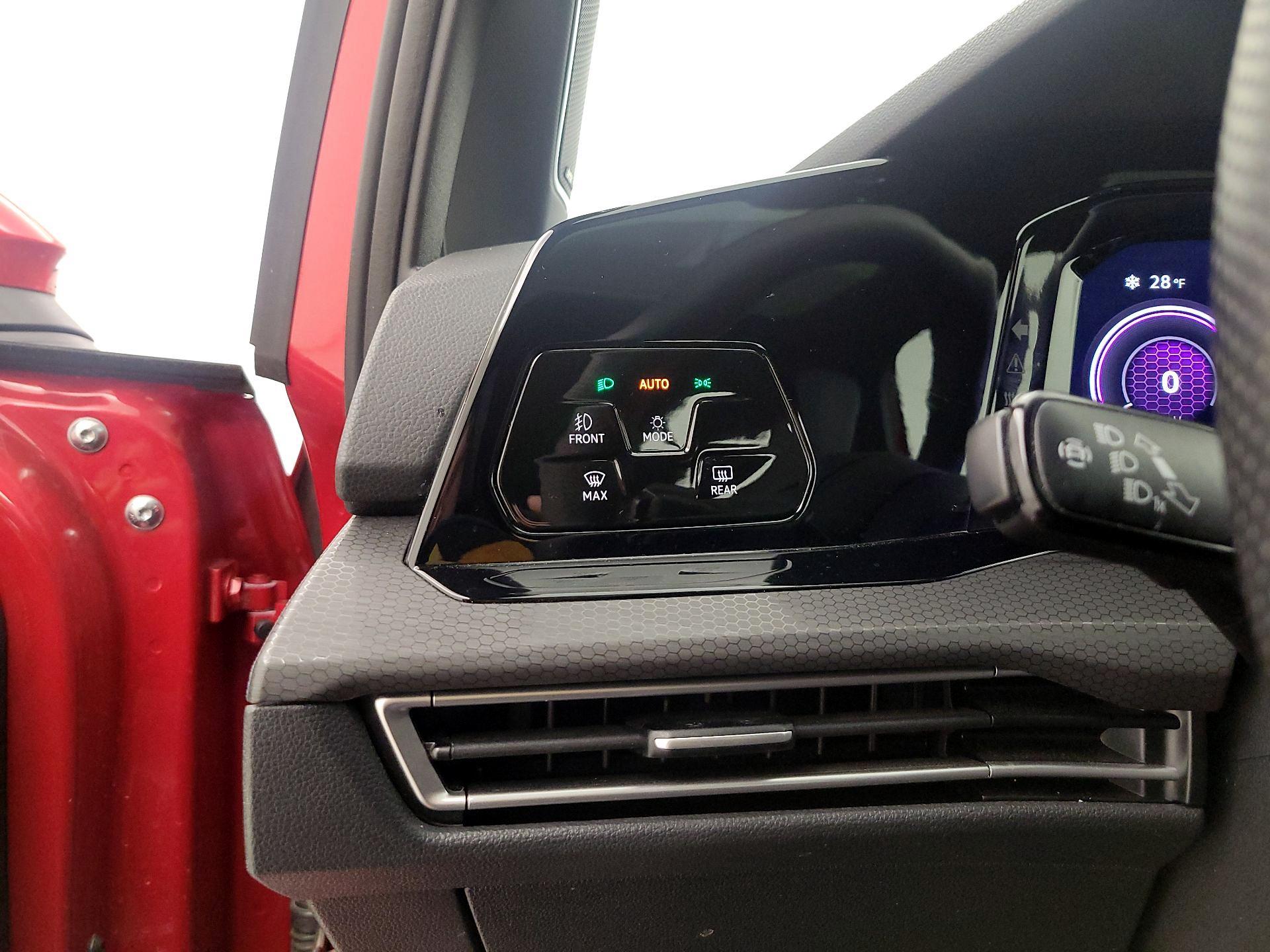 Thumbnail: 2022 Volkswagen Golf - 13