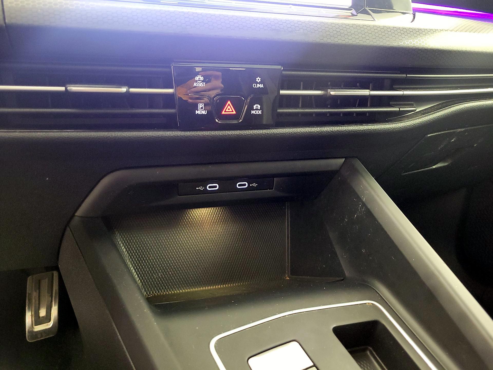 Thumbnail: 2022 Volkswagen Golf - 19