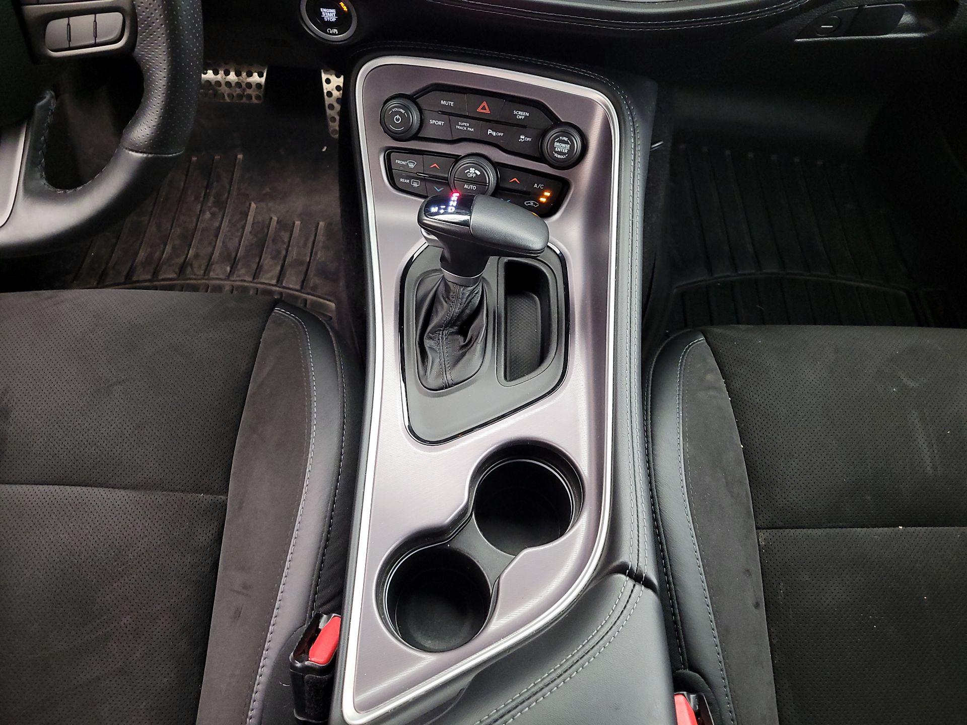 Thumbnail: 2022 Dodge Challenger - 18