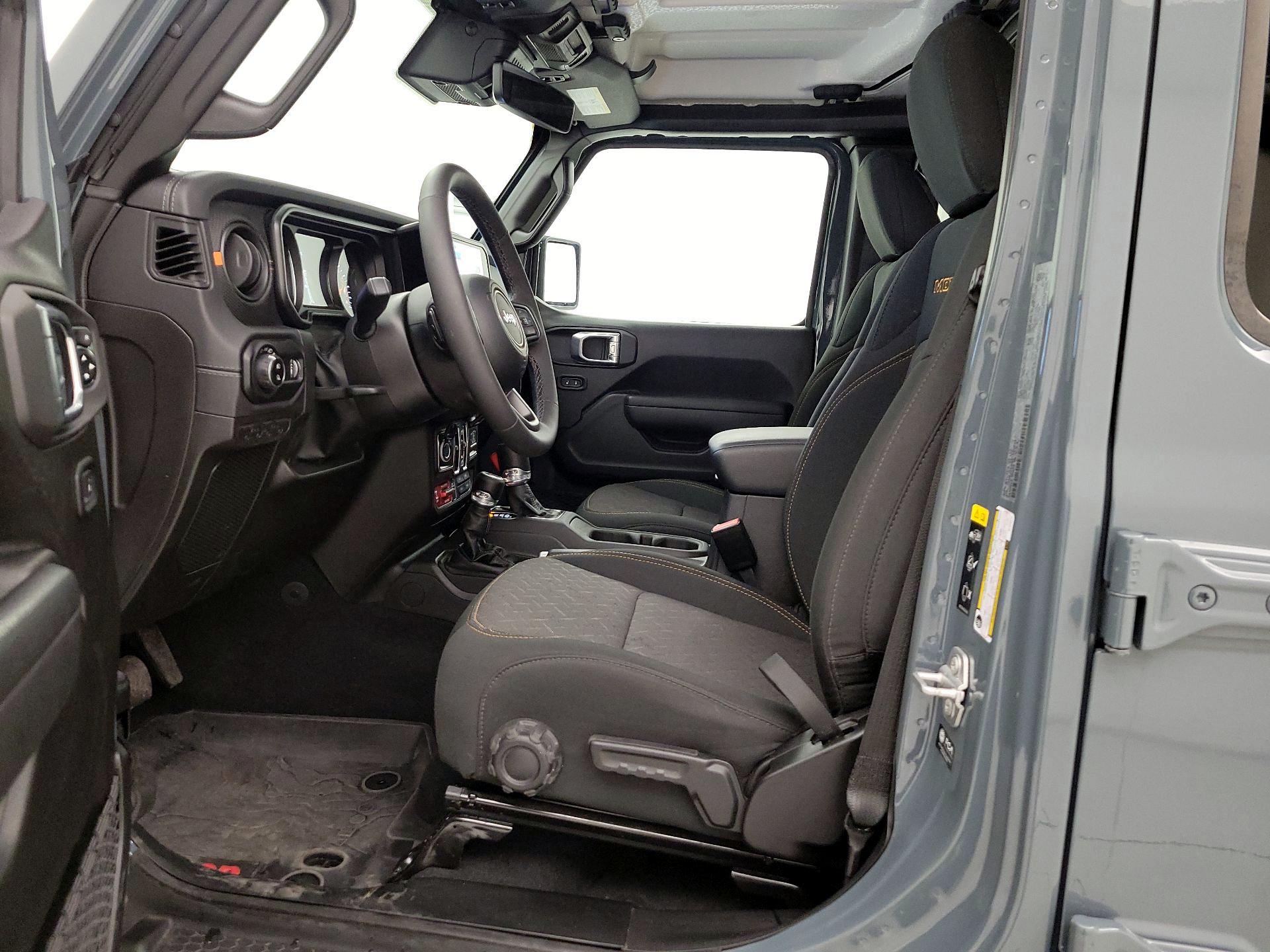 Thumbnail: 2025 Jeep Gladiator - 11