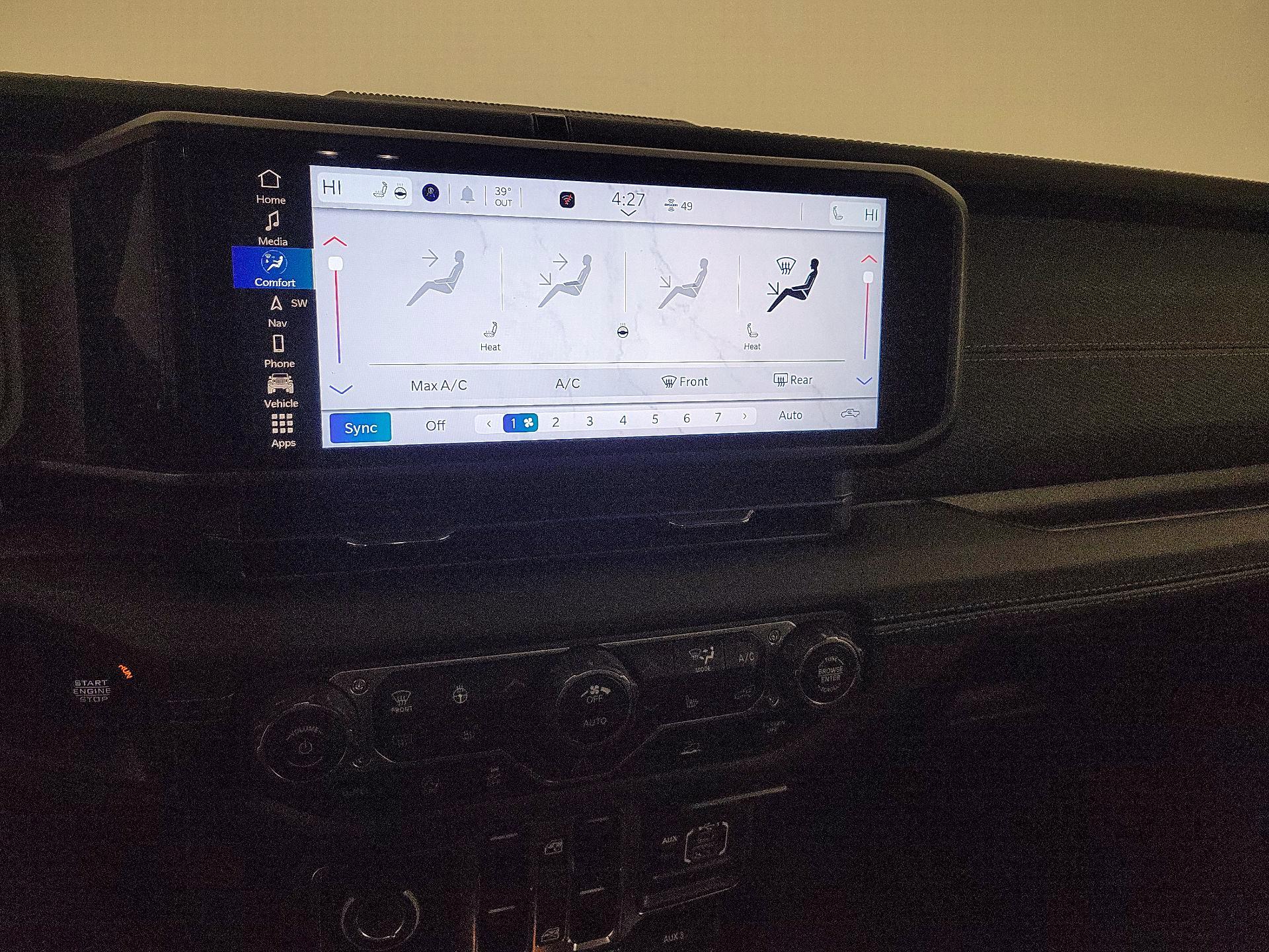 Thumbnail: 2025 Jeep Gladiator - 17