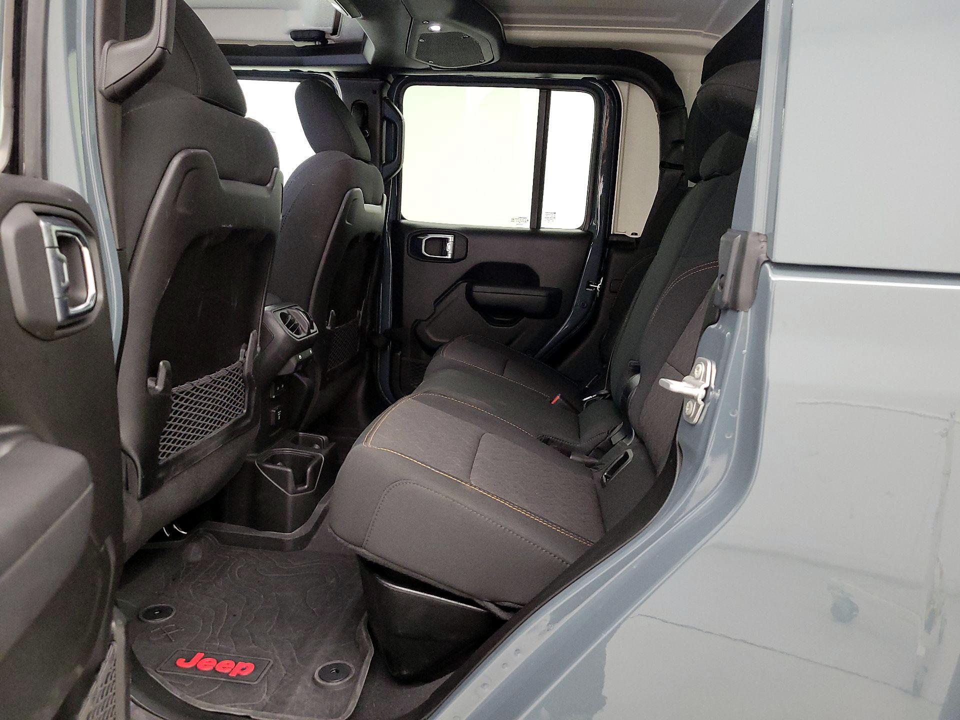 Thumbnail: 2025 Jeep Gladiator - 20