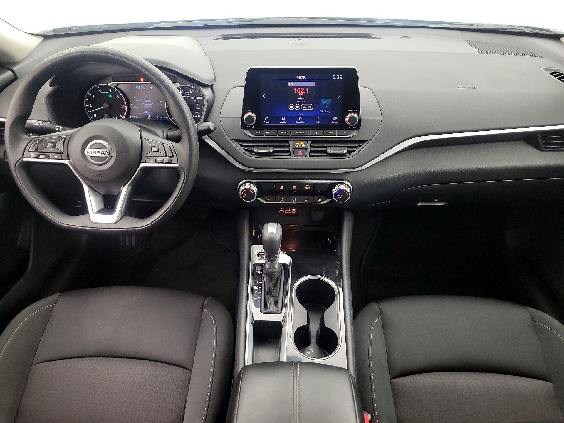 Thumbnail: 2021 Nissan Altima - 9