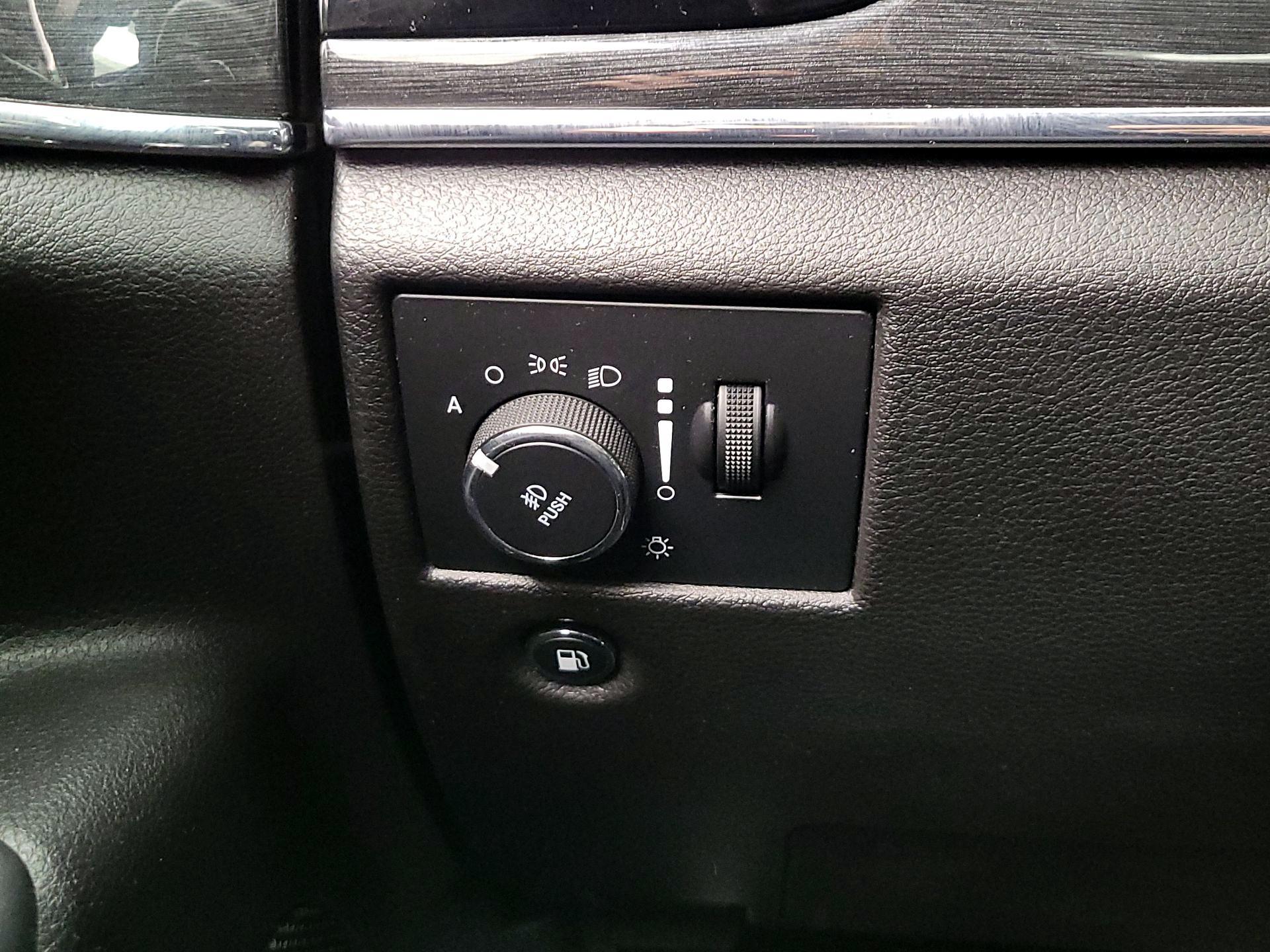 Thumbnail: 2021 Jeep Grand Cherokee - 13