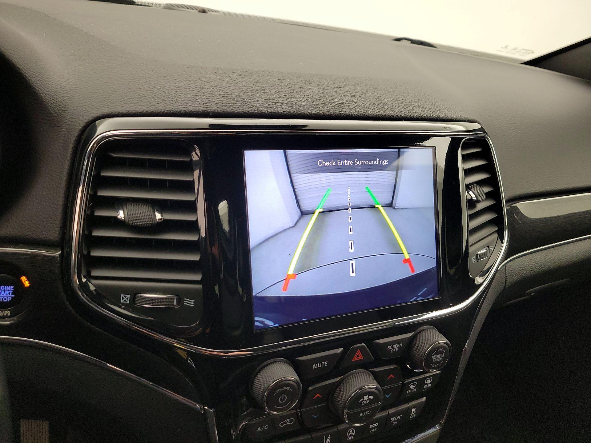 Thumbnail: 2021 Jeep Grand Cherokee - 15