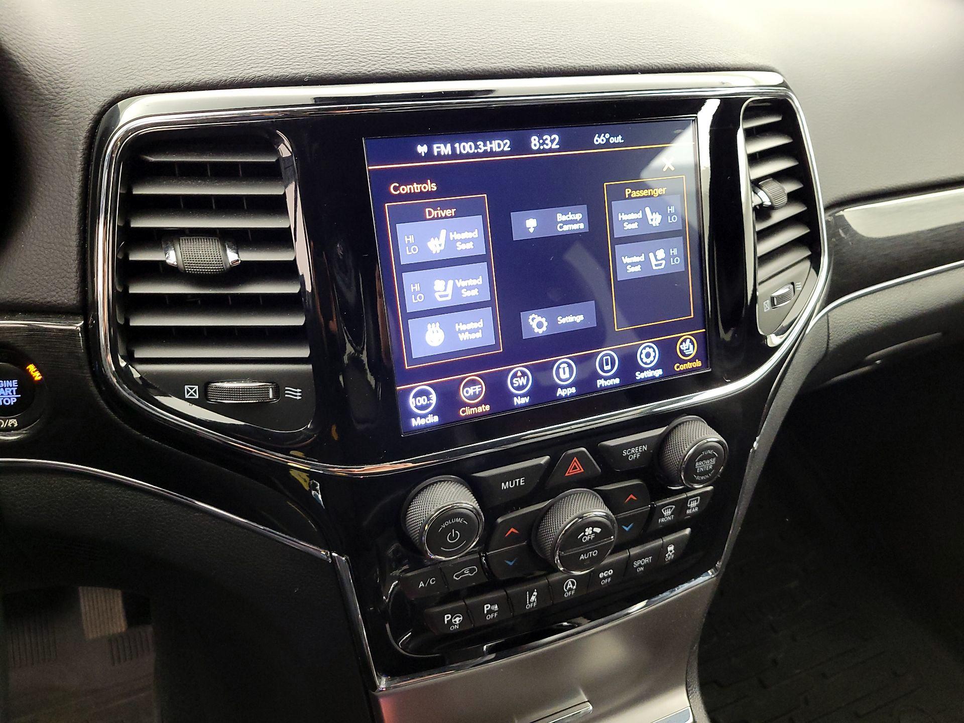 Thumbnail: 2021 Jeep Grand Cherokee - 17