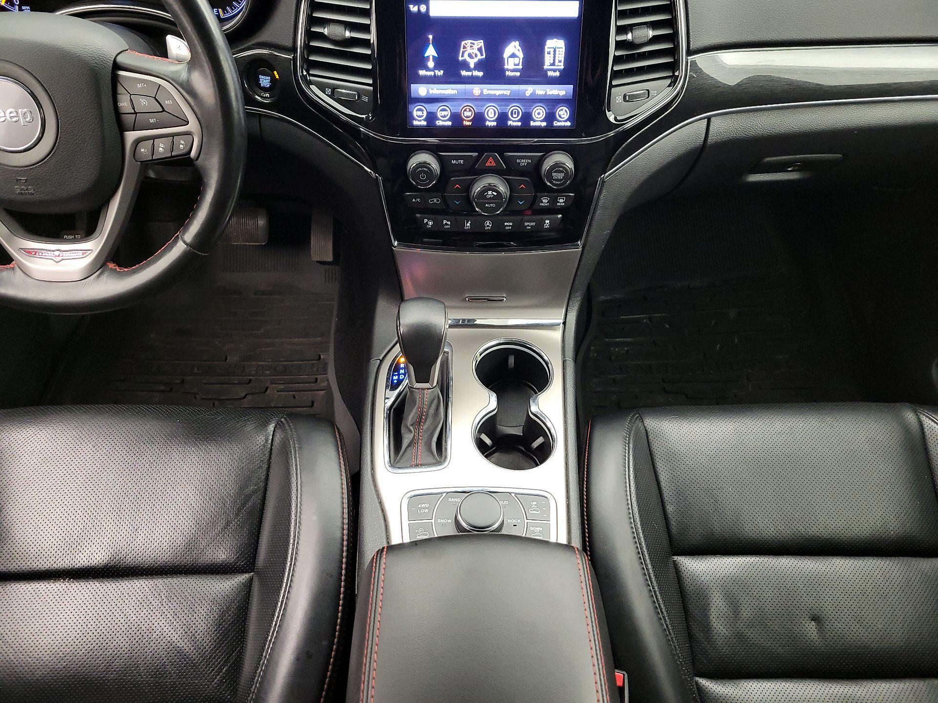 Thumbnail: 2021 Jeep Grand Cherokee - 18