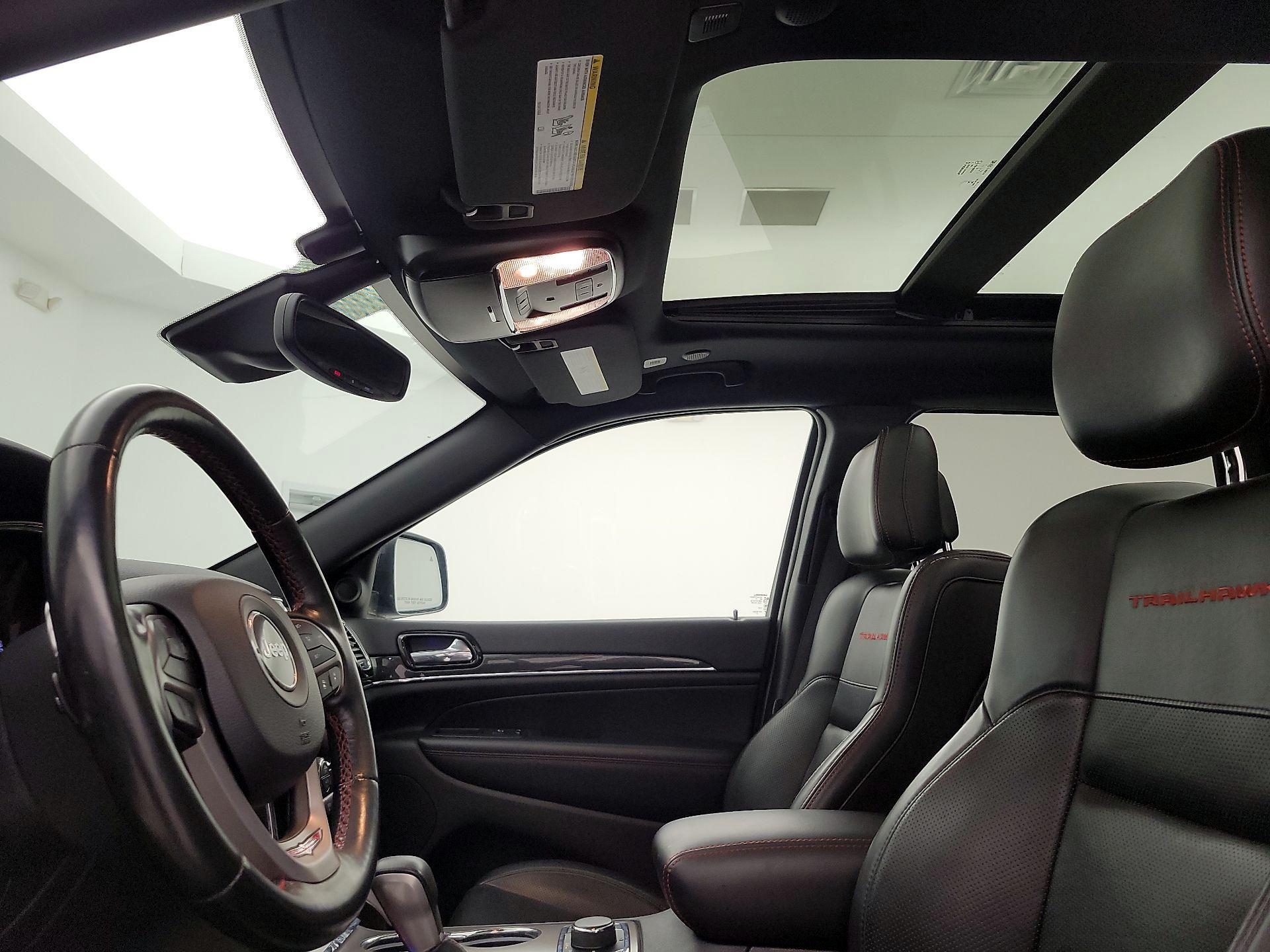 Thumbnail: 2021 Jeep Grand Cherokee - 20