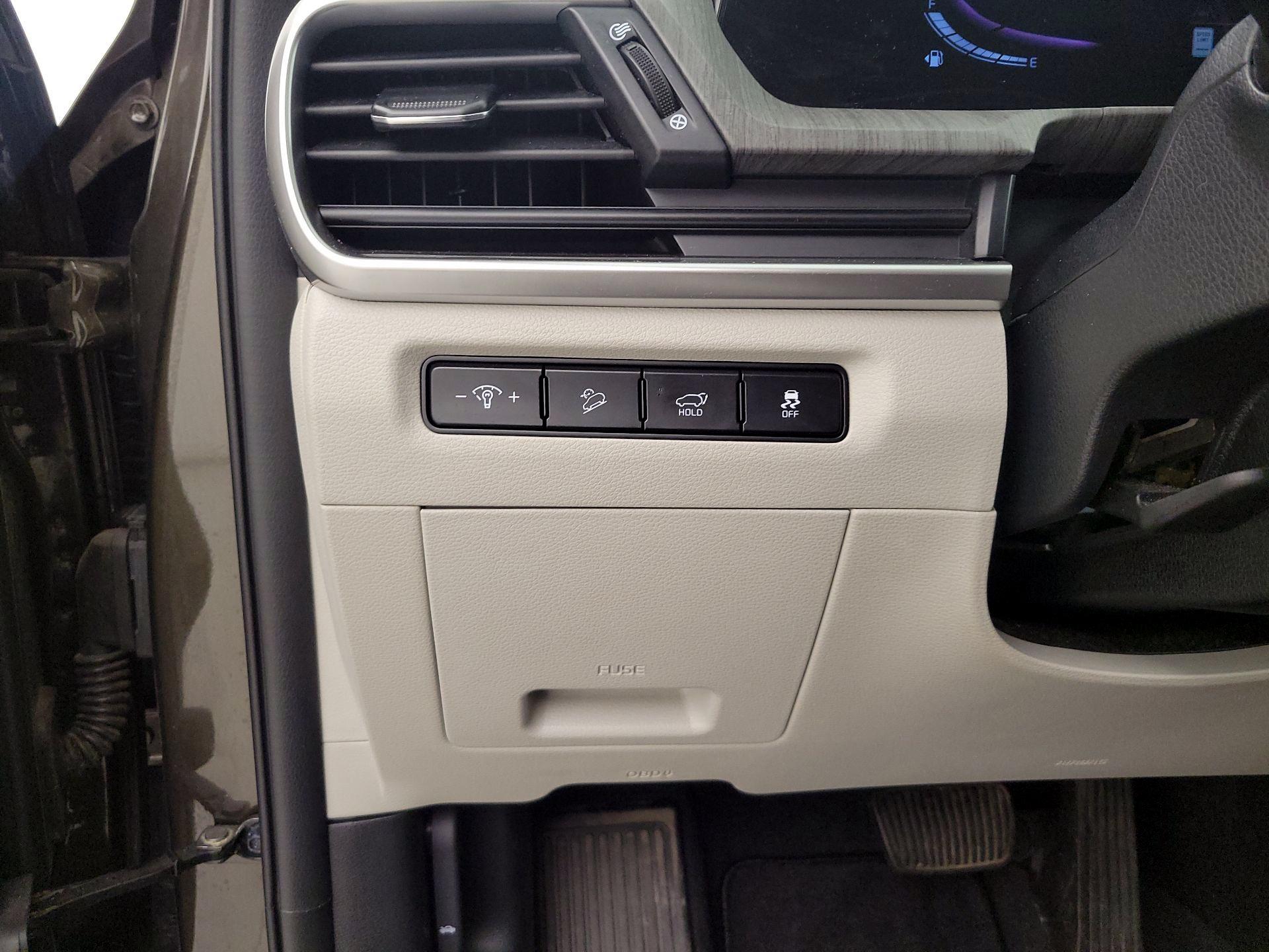 Thumbnail: 2023 Kia Telluride - 13