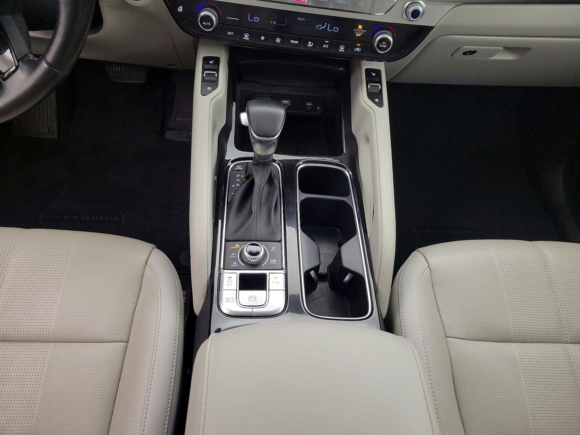 Thumbnail: 2023 Kia Telluride - 18