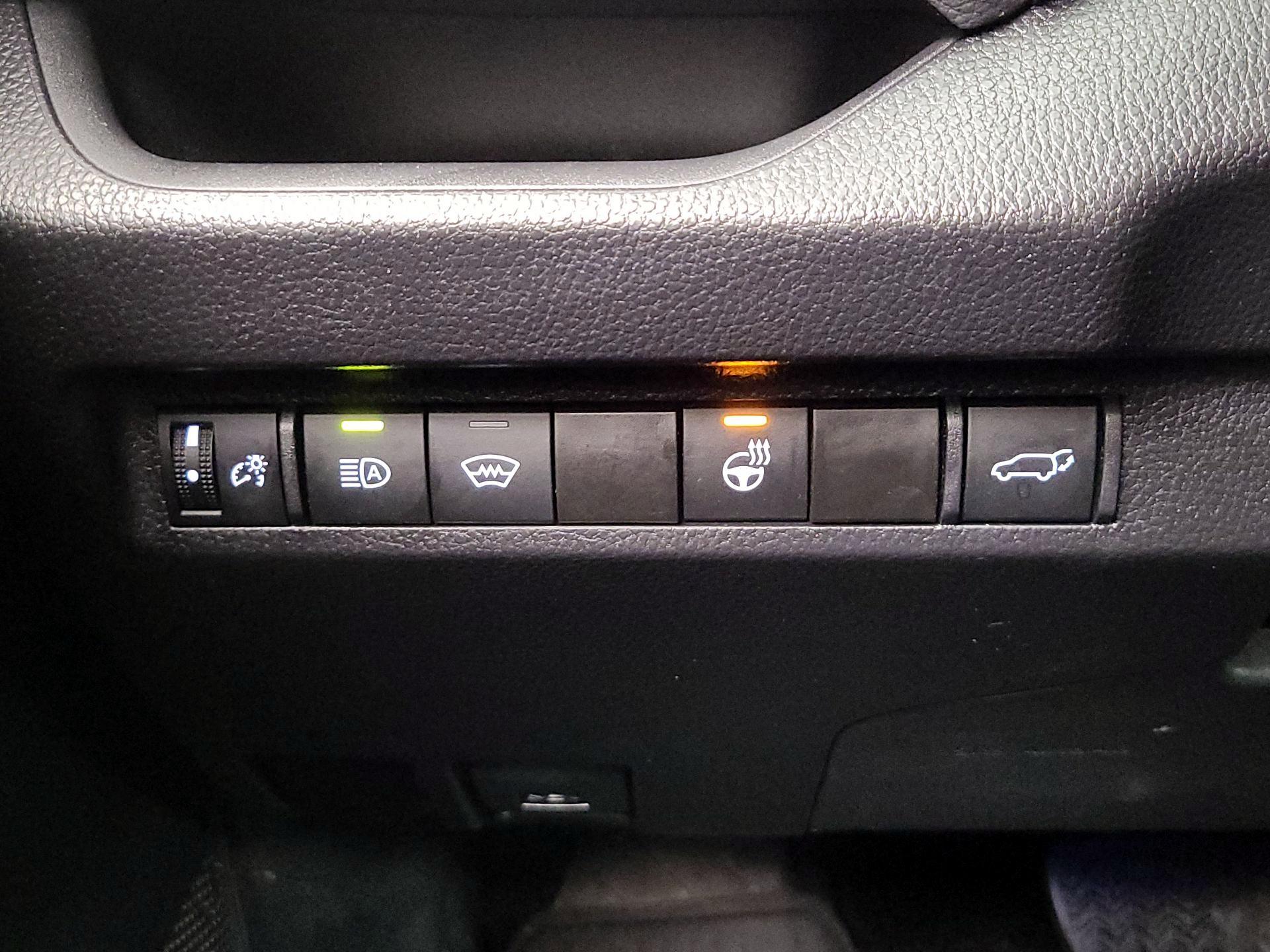 Thumbnail: 2024 Toyota RAV4 - 13