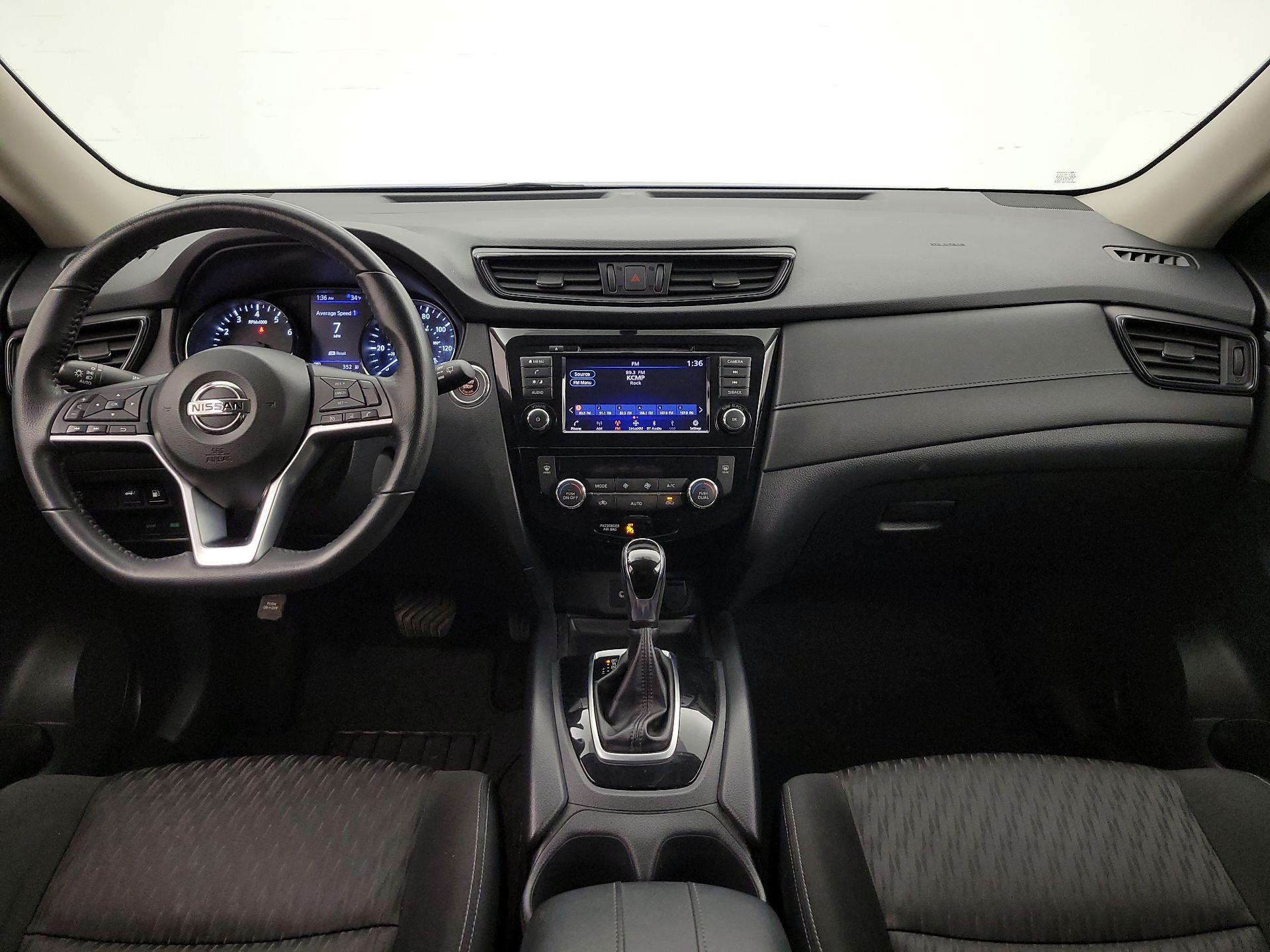 Thumbnail: 2018 Nissan Rogue - 9