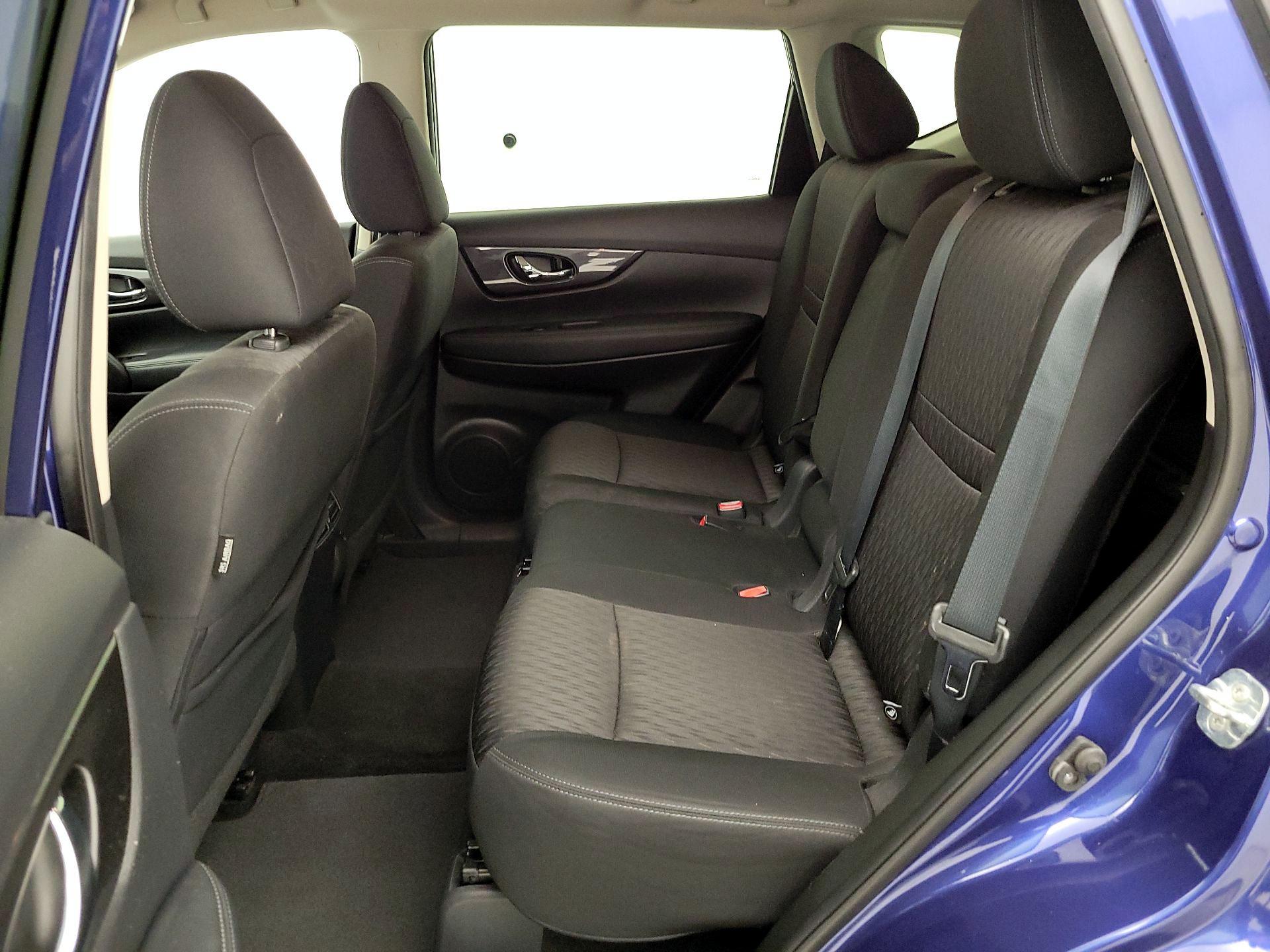 Thumbnail: 2018 Nissan Rogue - 19