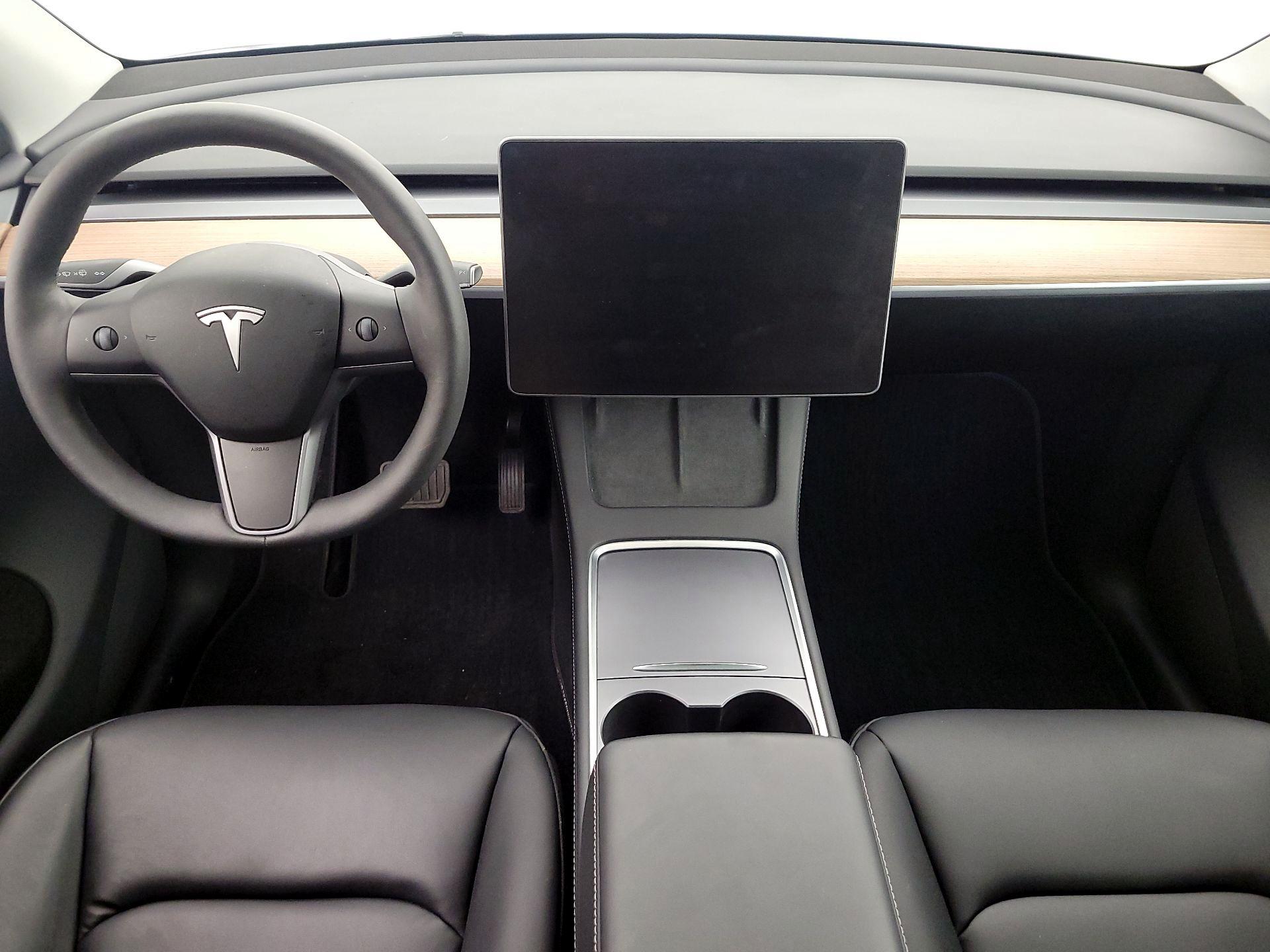 Thumbnail: 2024 Tesla Model Y - 9