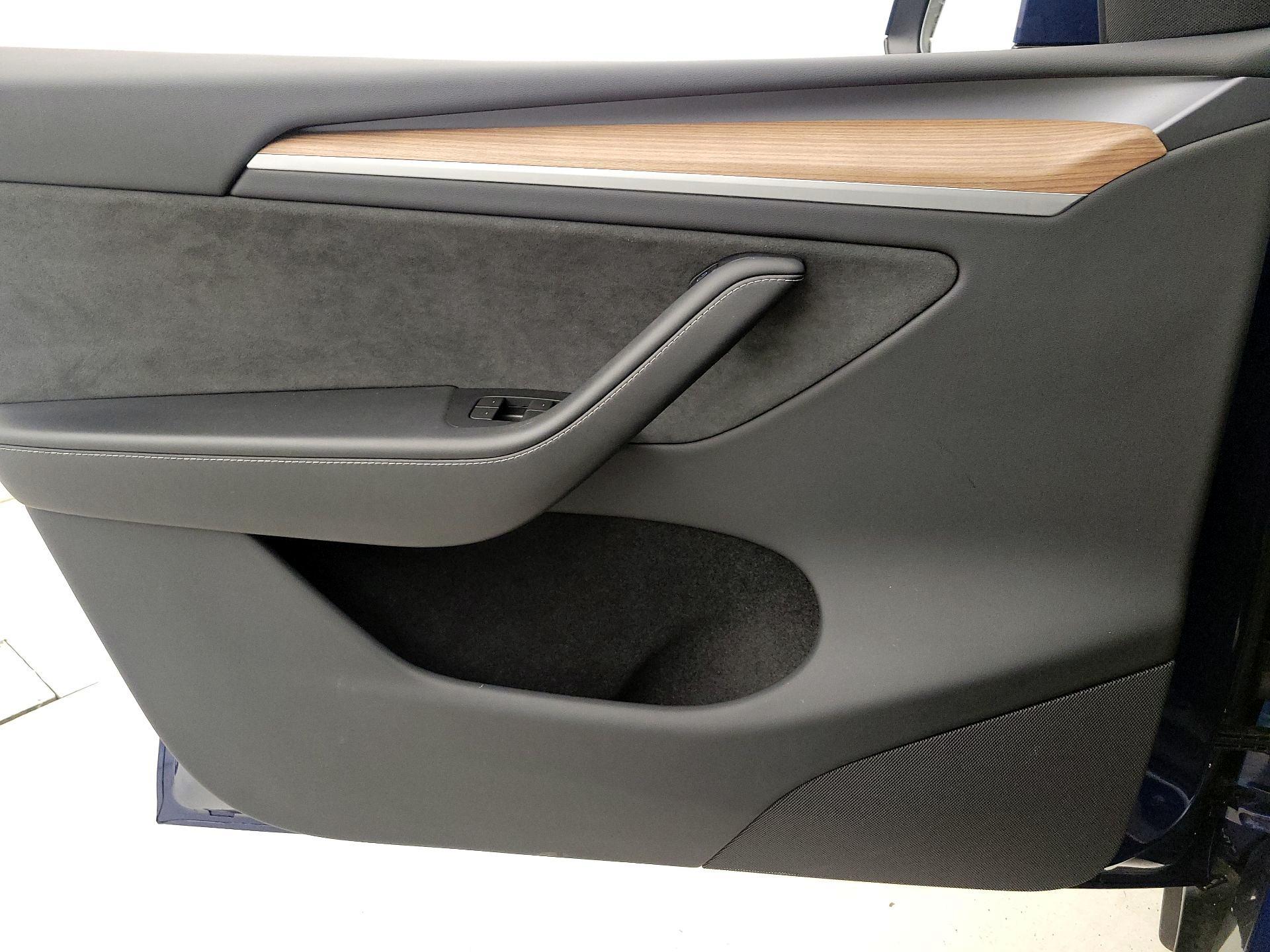 Thumbnail: 2024 Tesla Model Y - 12