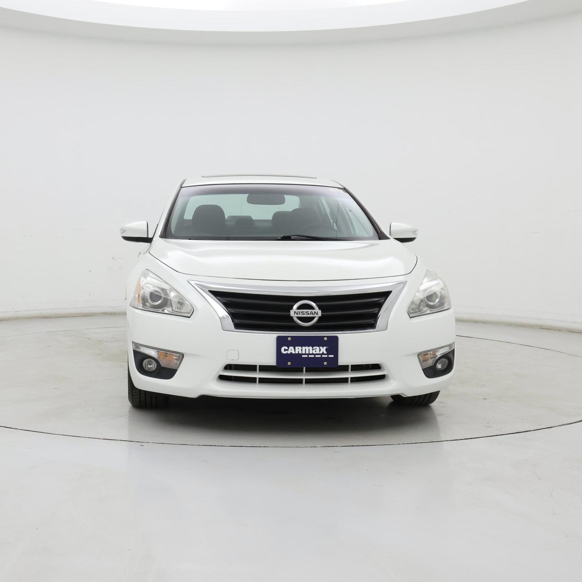Thumbnail: 2015 Nissan Altima - 5