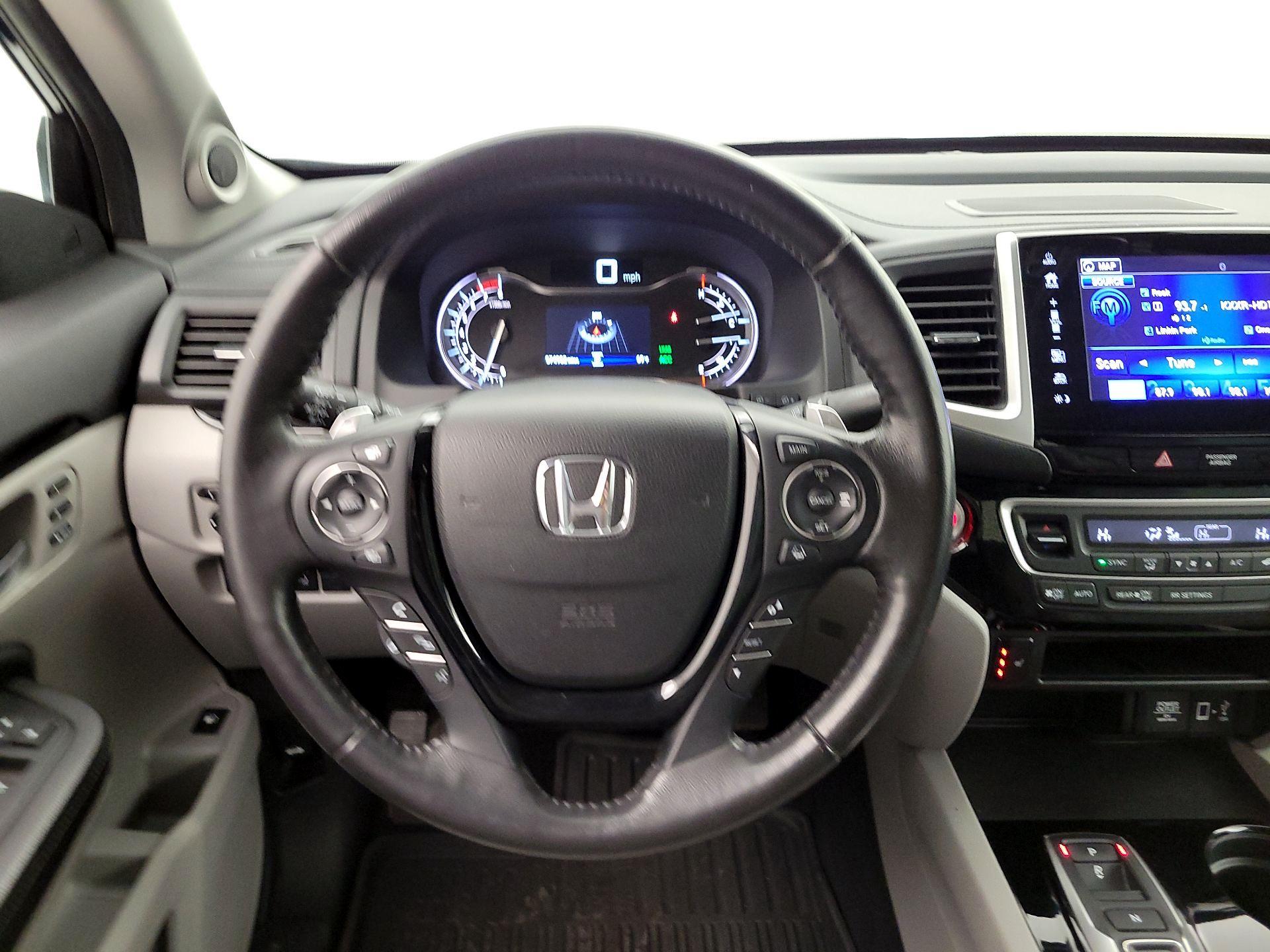 Thumbnail: 2020 Honda Ridgeline - 10