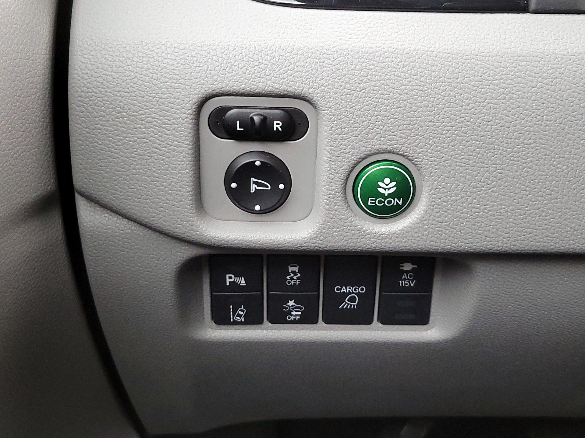 Thumbnail: 2020 Honda Ridgeline - 13