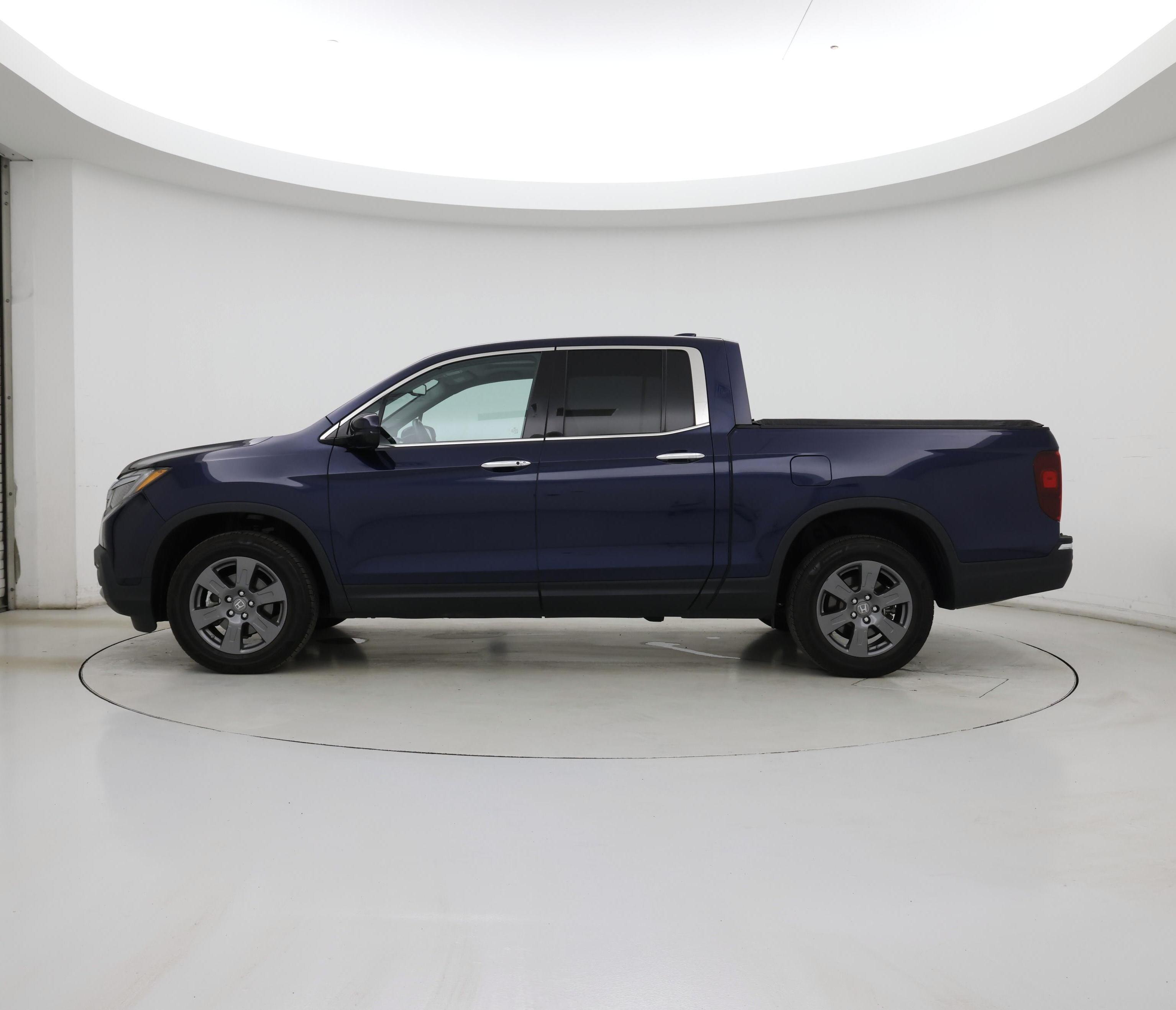 Thumbnail: 2020 Honda Ridgeline - 3