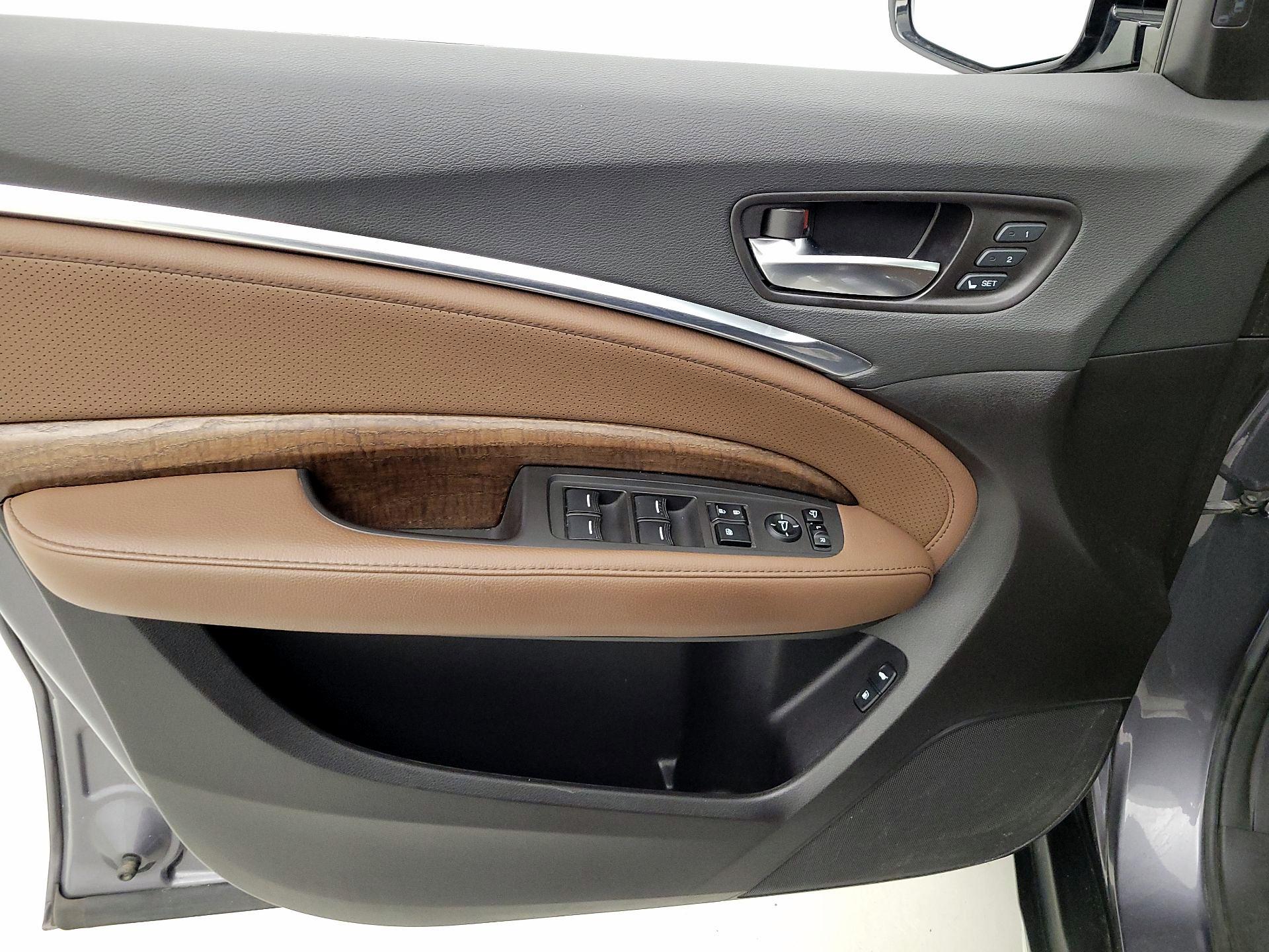 Thumbnail: 2020 Acura MDX - 12