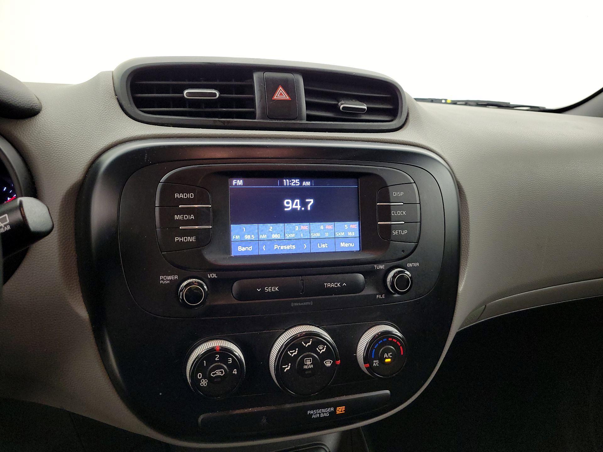 Thumbnail: 2019 Kia Soul - 15