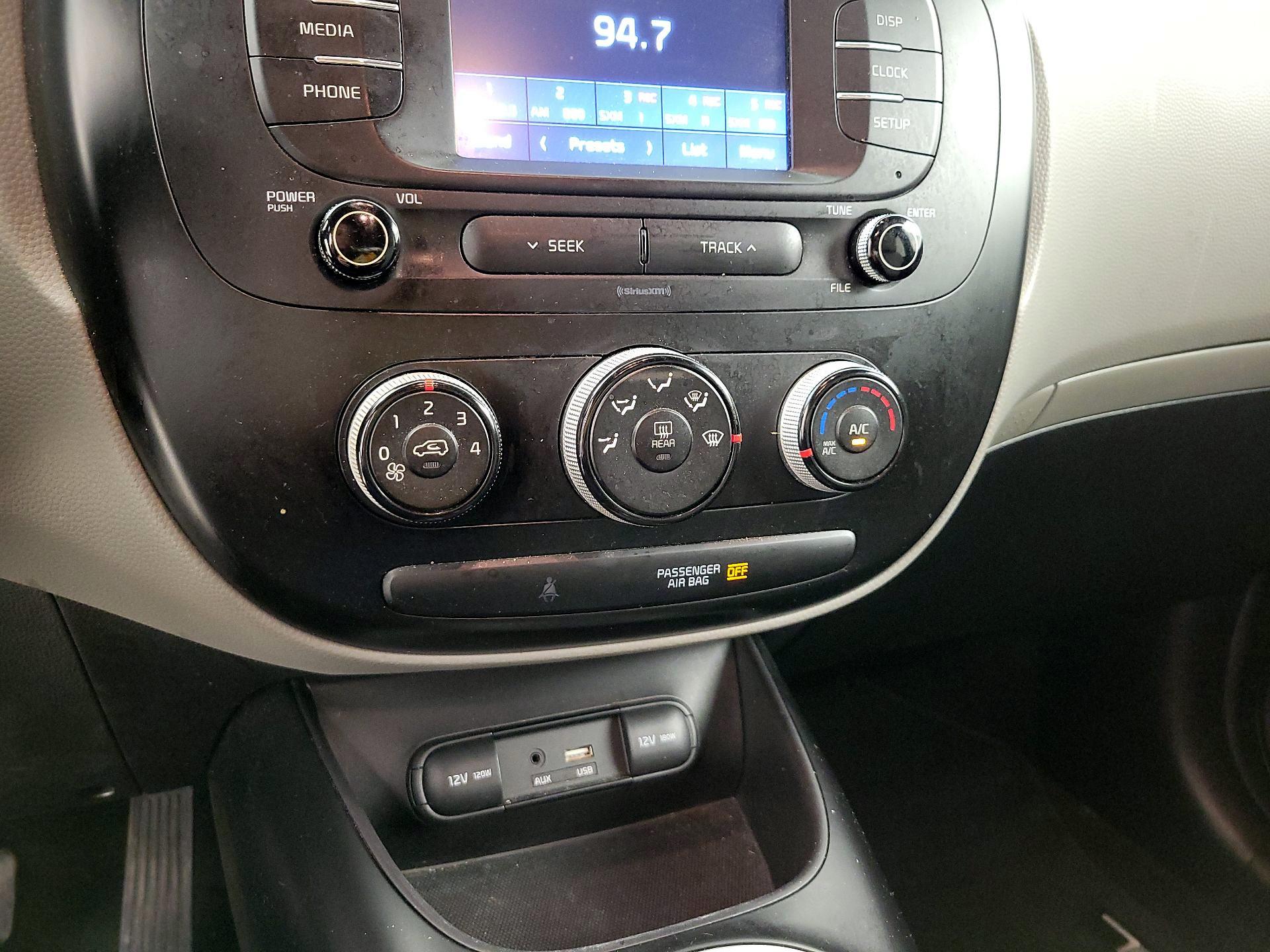 Thumbnail: 2019 Kia Soul - 16