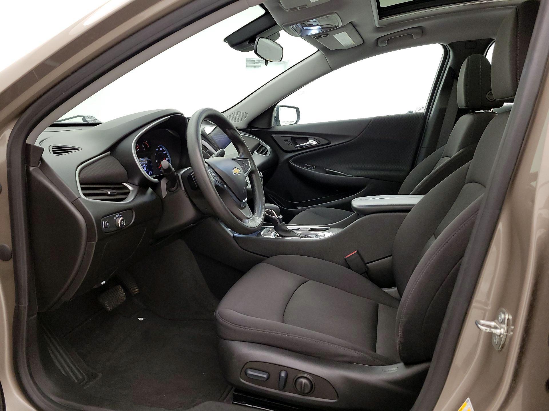 Thumbnail: 2024 Chevrolet Malibu - 11