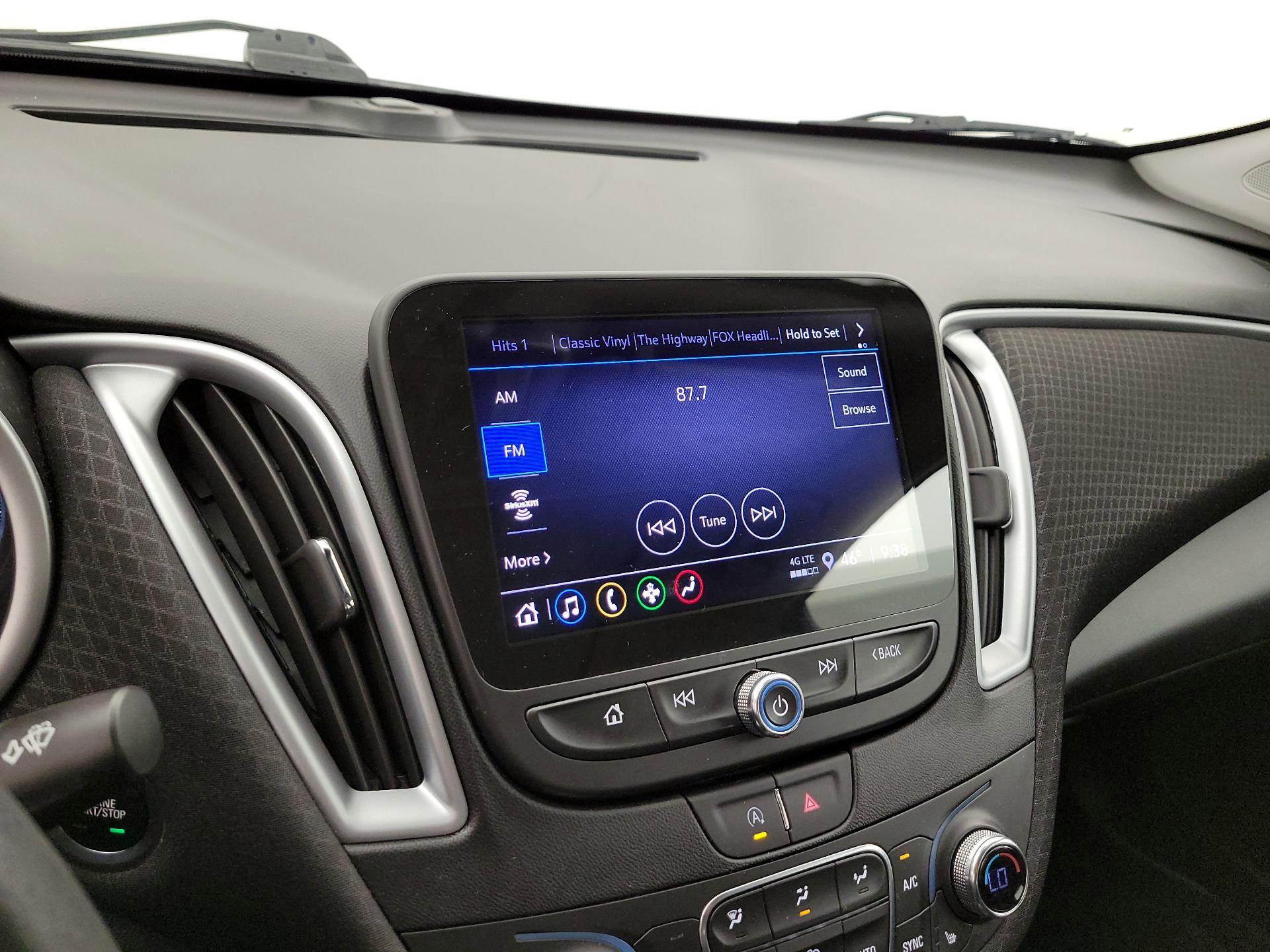 Thumbnail: 2024 Chevrolet Malibu - 16