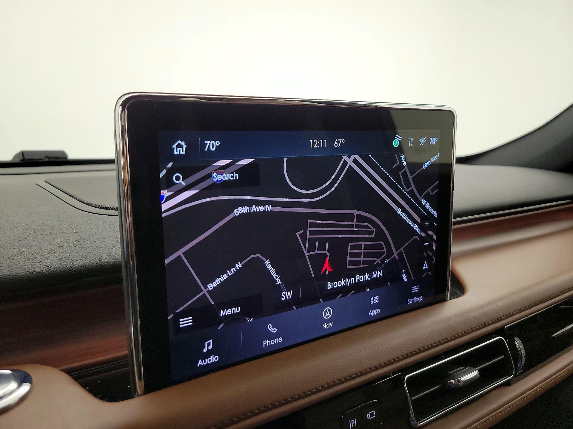 Thumbnail: 2021 Lincoln Aviator - 14